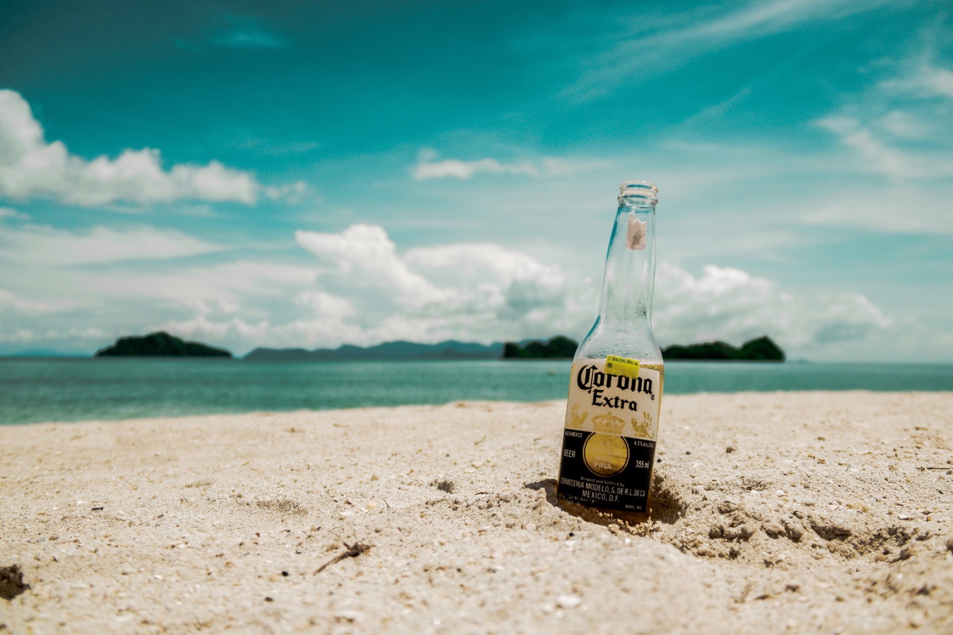 wave, summer, blue, near, coast, water, corona, no people, 1080P, cloud - sky, vacation, container, bottle, sea, beverage, day, sand, alcohol, cloud, sky, HD Wallpaper