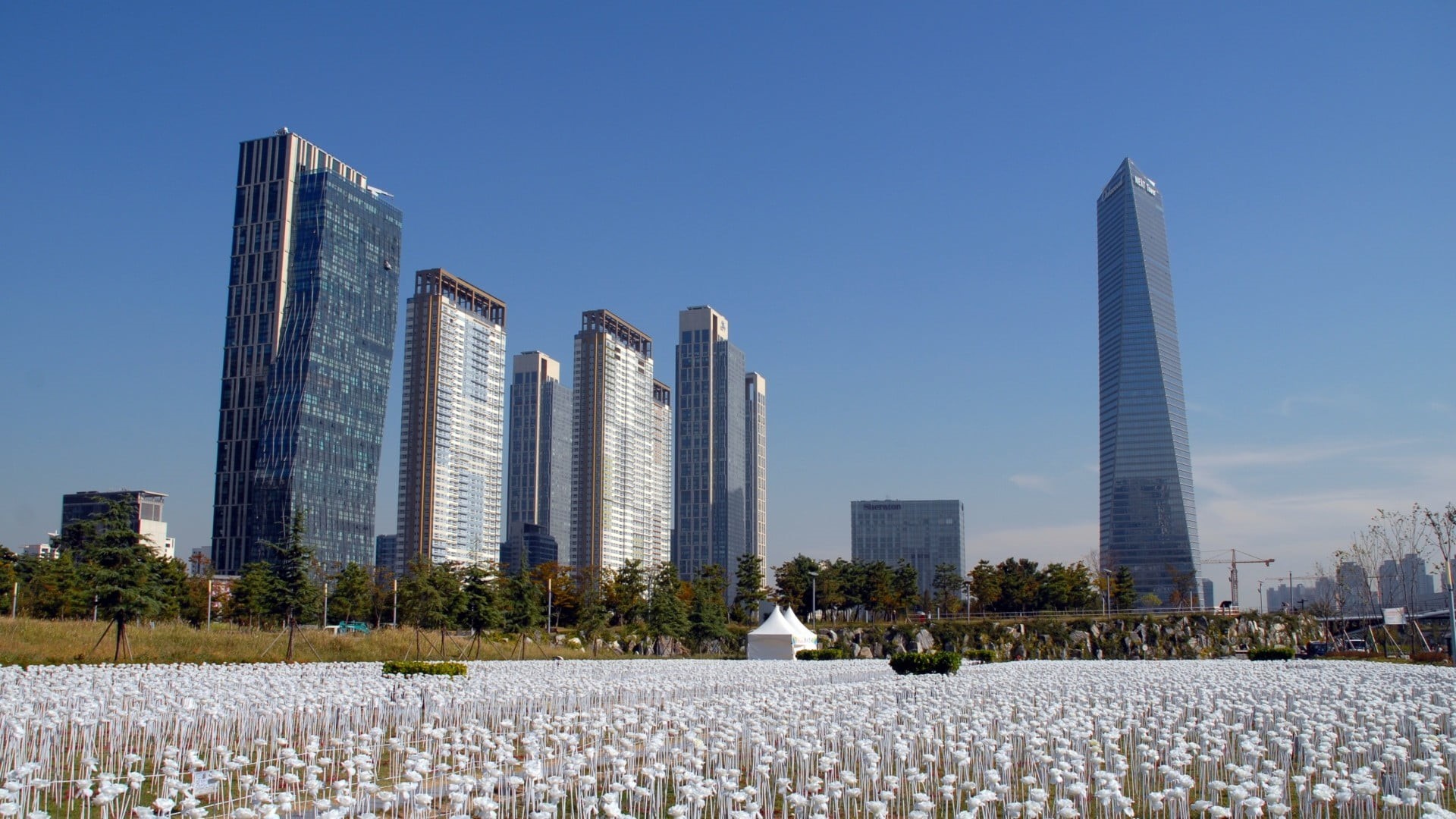 outdoors, Songdo, sky, city, office building exterior, building, cityscape, day, 1080P, trees, built structure, financial district, office, no people, HD Wallpaper