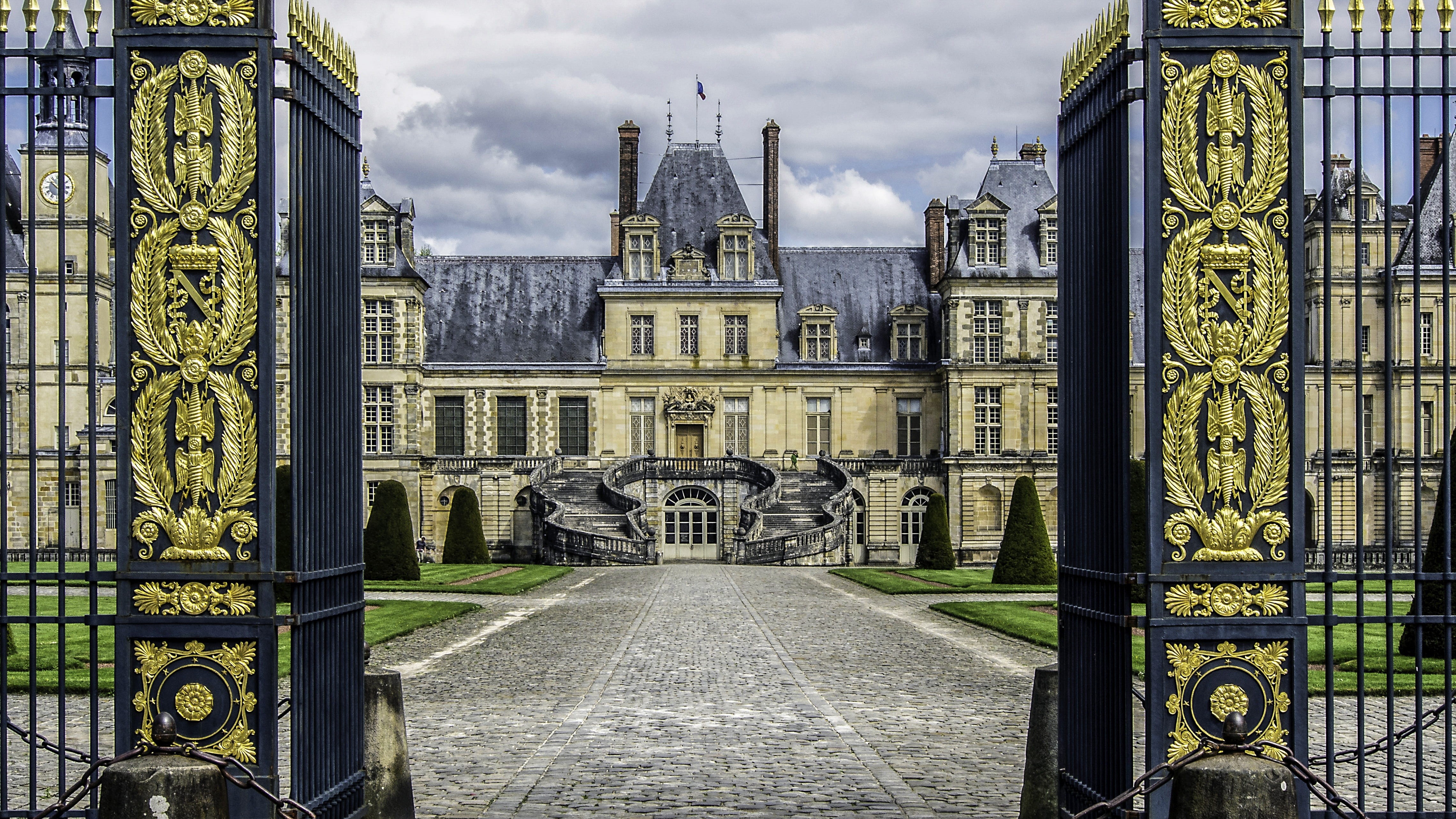 nature, napoleon, religion, residential district, famous, france, hunting, travel, city, cloud - sky, direction, palace, remains, brown, the past, 4K, HD Wallpaper