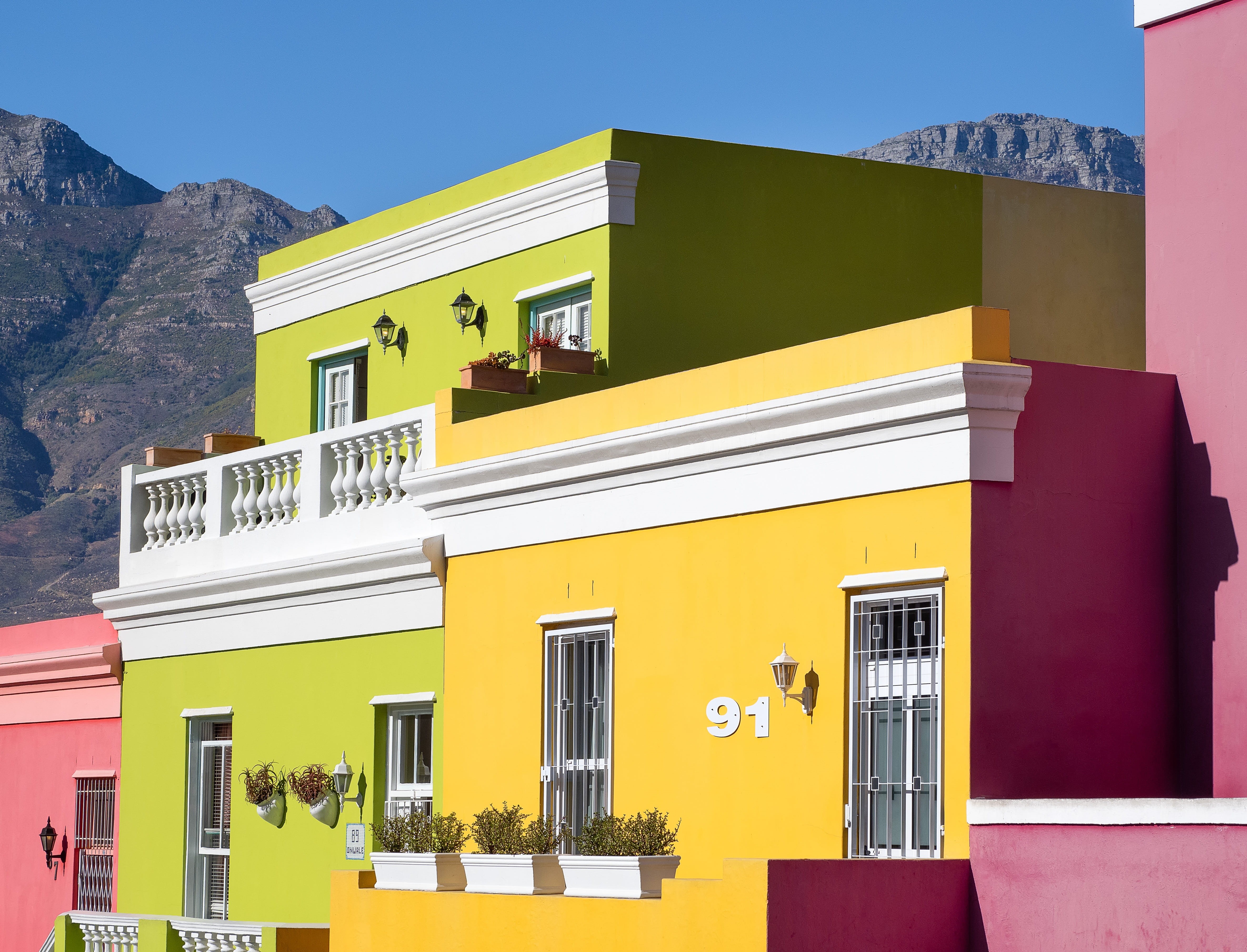 travel, 4K, nature, urban, yellow, red, window, buildings, house, apartment, cape town, wall - building feature, south africa, exterior, street, city, HD Wallpaper