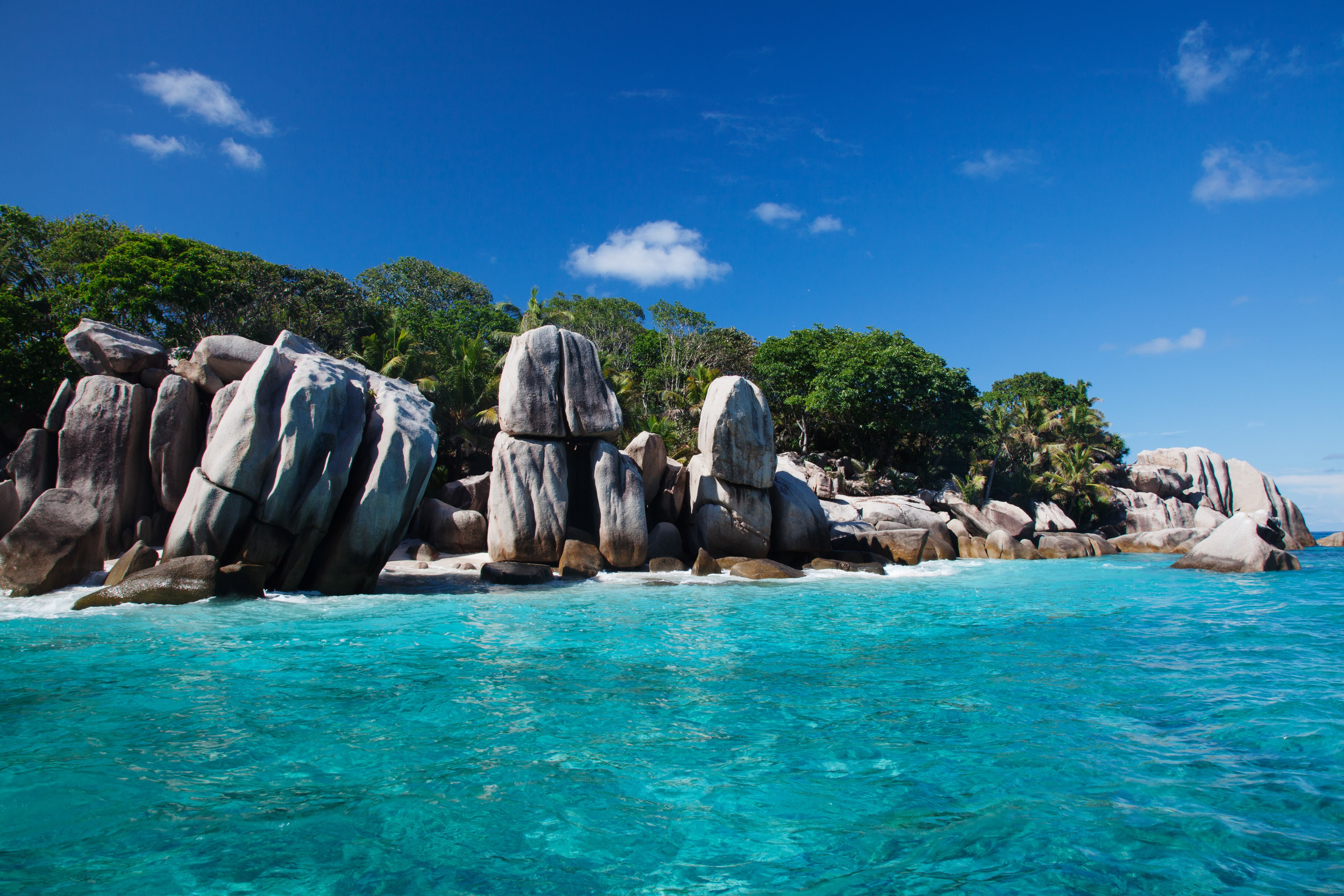 body, beach, island, near, travel, sand, La Digue, trees, tropical Climate, digue, Coco, idyllic, view, la, sea, small island, 5K, praslin Island, gray, HD Wallpaper