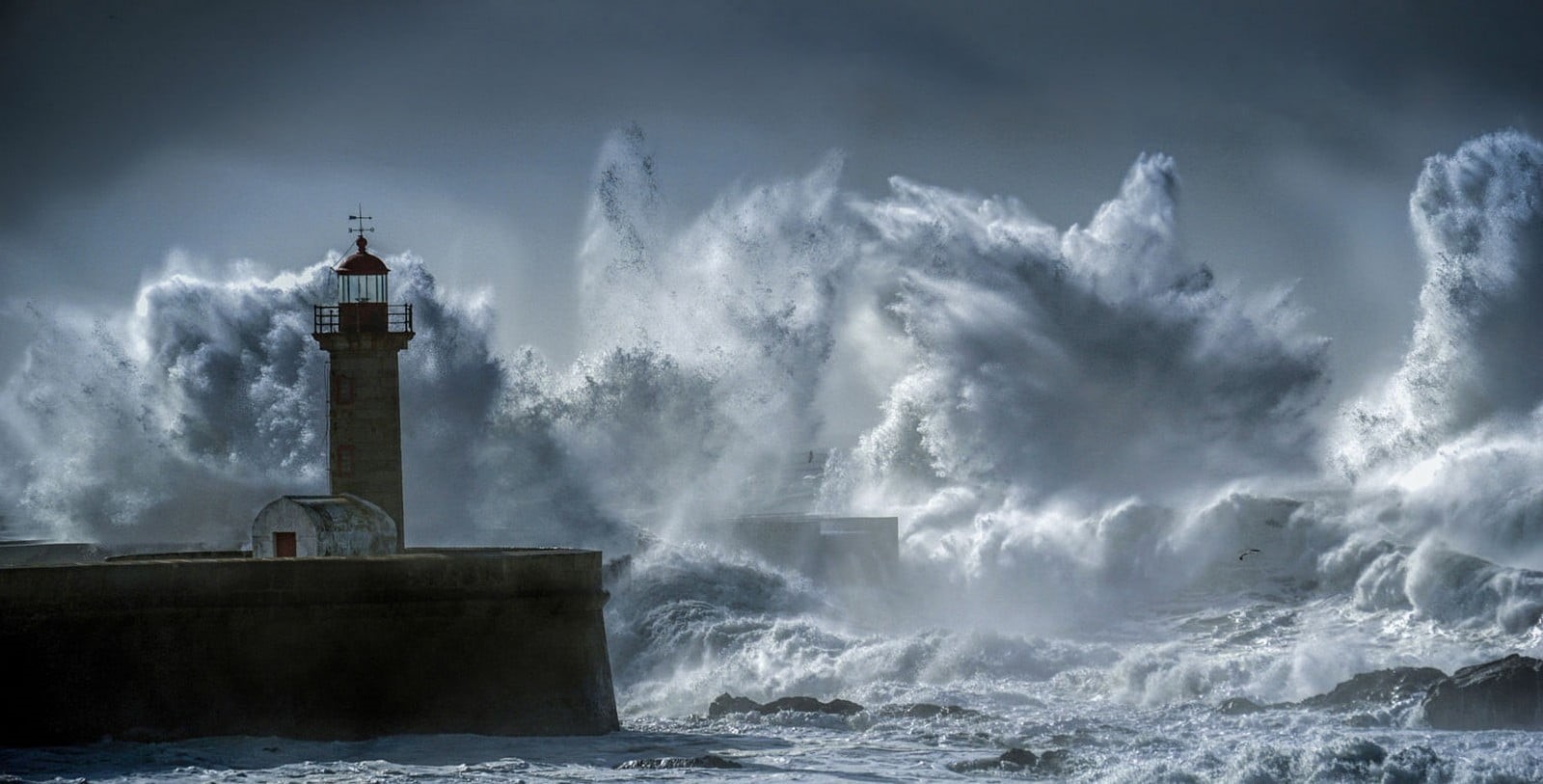 building exterior, cloud - sky, power in nature, sea, building, built structure, tower, power, guidance, wind, water, sky, nature, spraying, illustration, HD Wallpaper