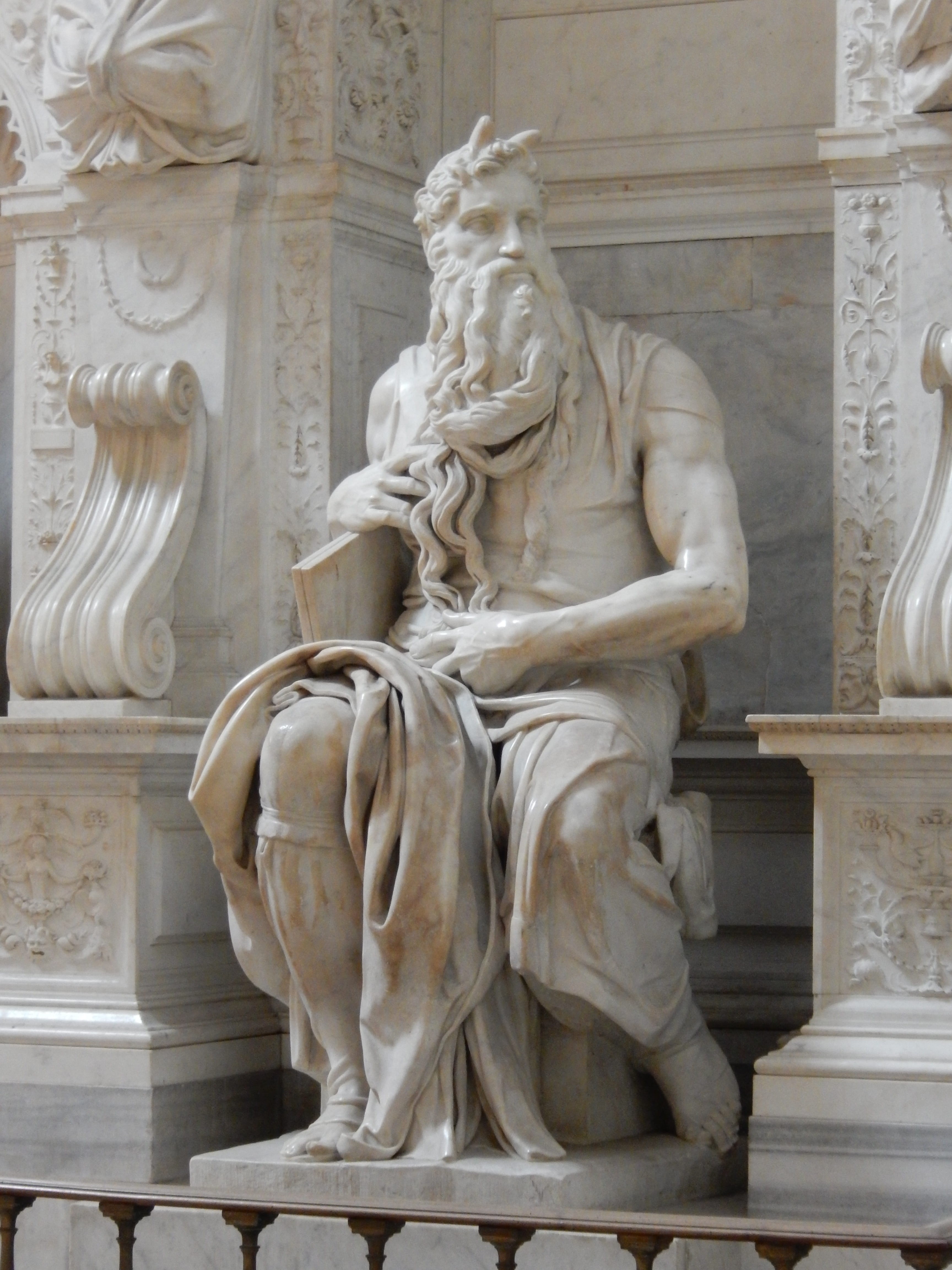 travel destinations, representation, male likeness, creativity, history, carving - craft product, built structure, statue, no people, architecture, 4K, Phone HD Wallpaper