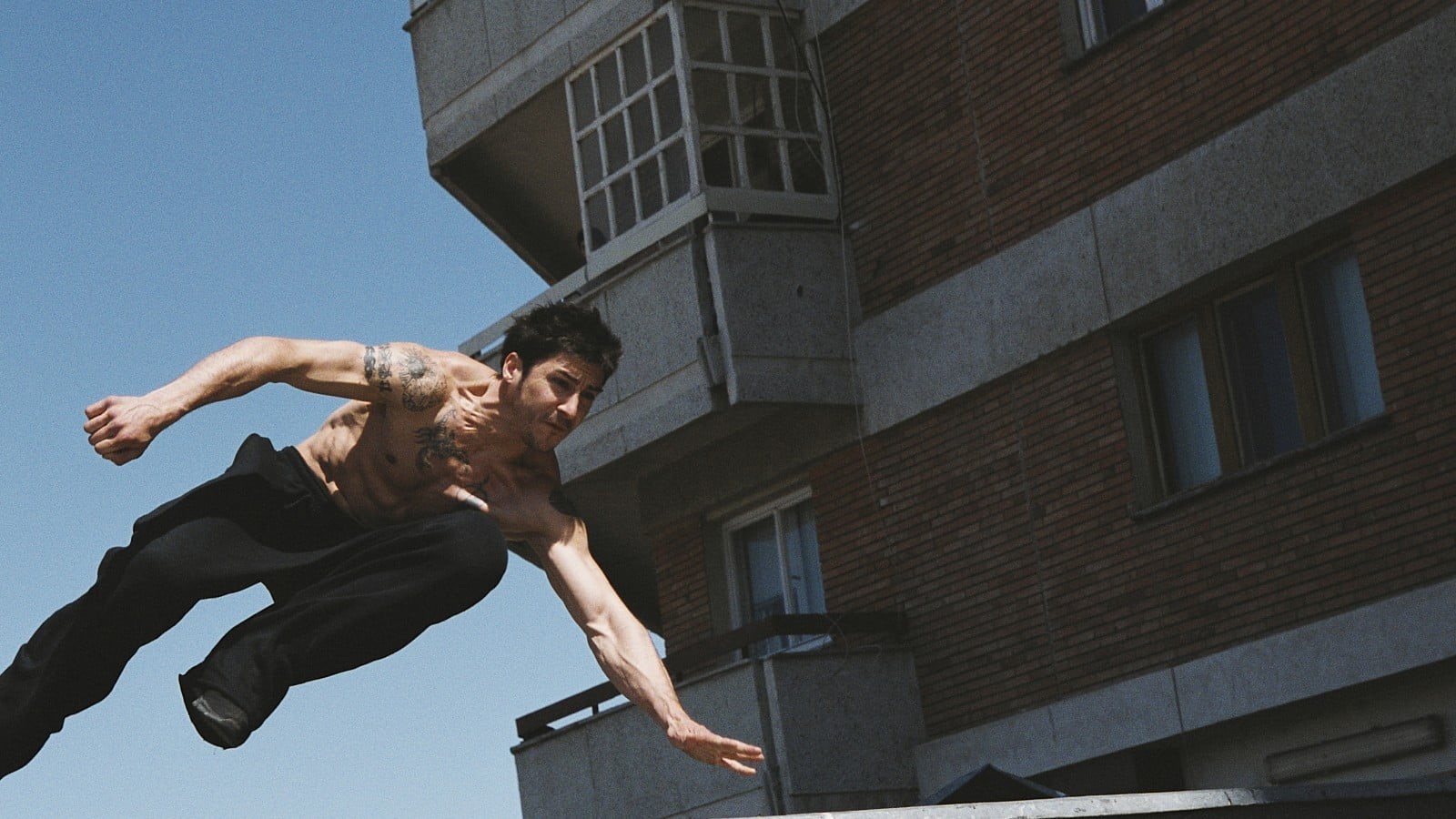 young adult, human arm, leisure activity, framed, mid-air, effort, real people, shirtless, brown, men, people, males, full length, day, building exterior, HD Wallpaper