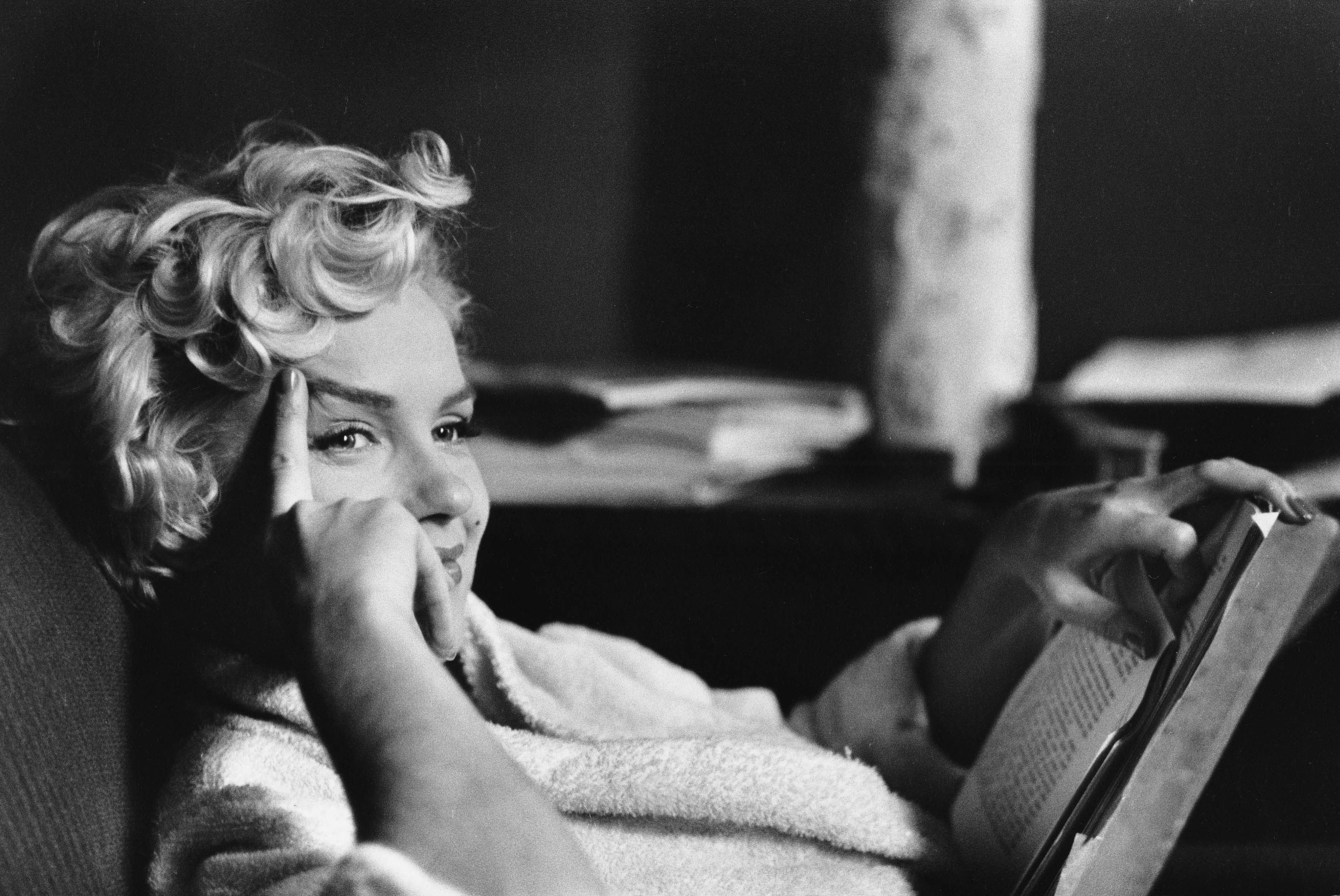 Marilyn Monroe, blonde, monochrome, actress, 2K, vintage, HD Wallpaper