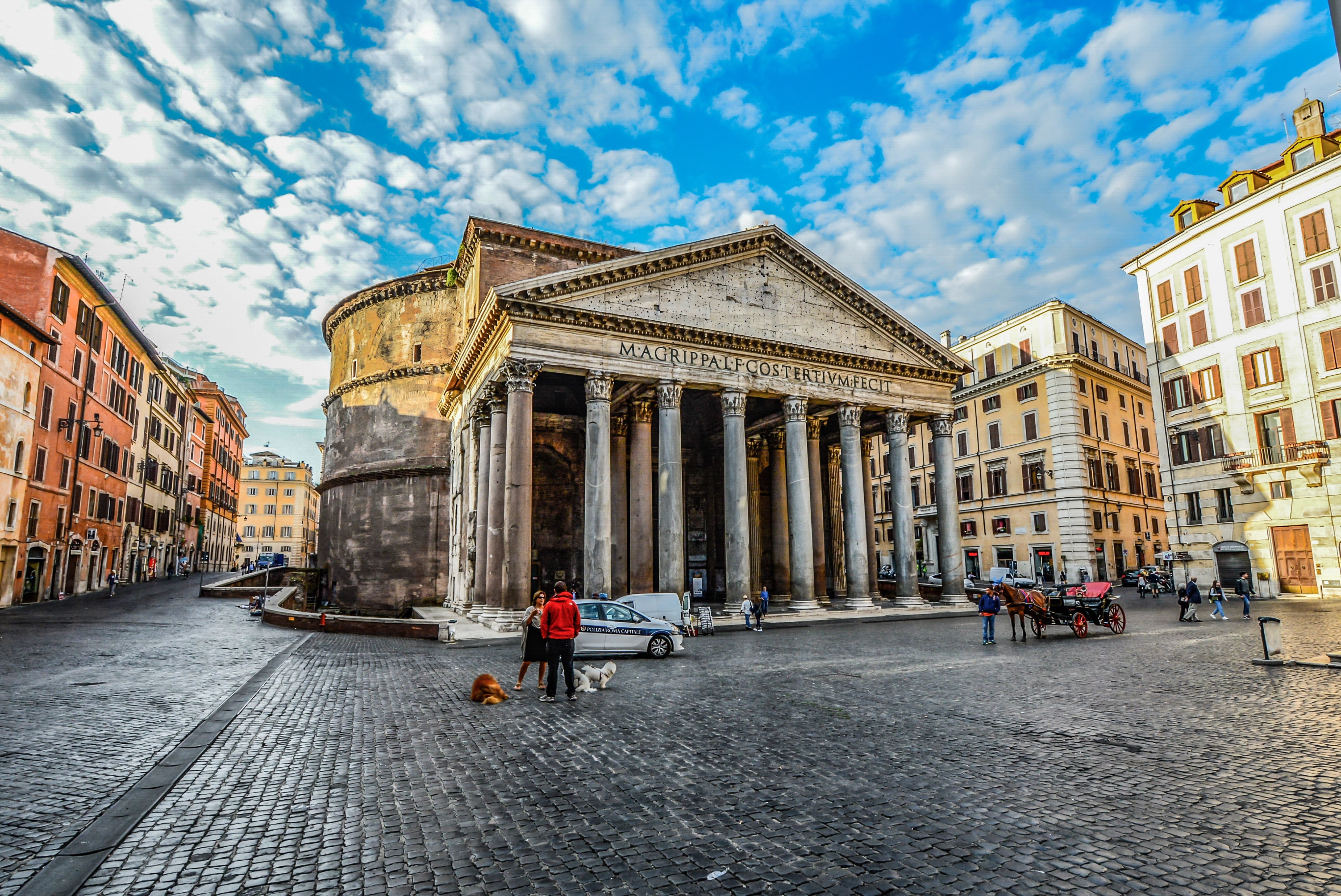 rome, architecture, group of people, pantheon, ancient, clouds, real people, outdoors, carriage, standing, horse, the past, men, temple, italy, people, HD Wallpaper