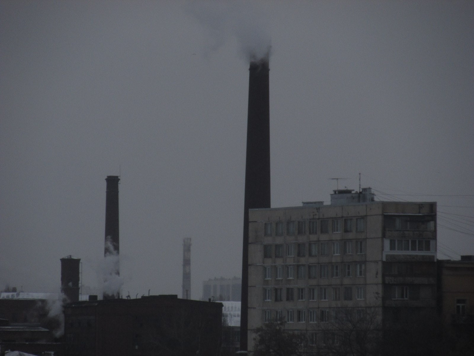 720P, outdoors, environmental issues, smoke - physical structure, pollution, sky, building exterior, smoke stack, simple background, nature, office building exterior, HD Wallpaper