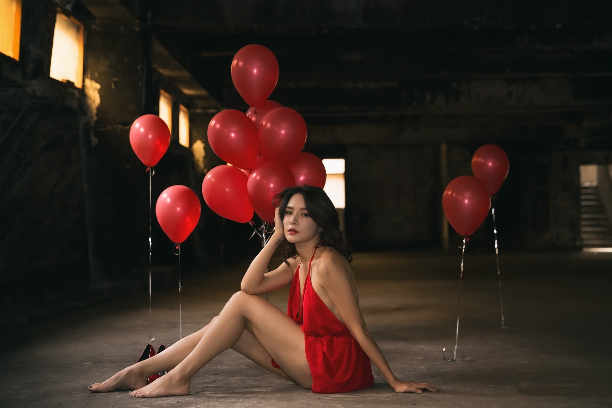 balloon, young adult, lifestyles, Asian, sitting, women, legs, dress, adult, one person, indoors, fashion, helium balloon, beauty, young women, full length, HD Wallpaper