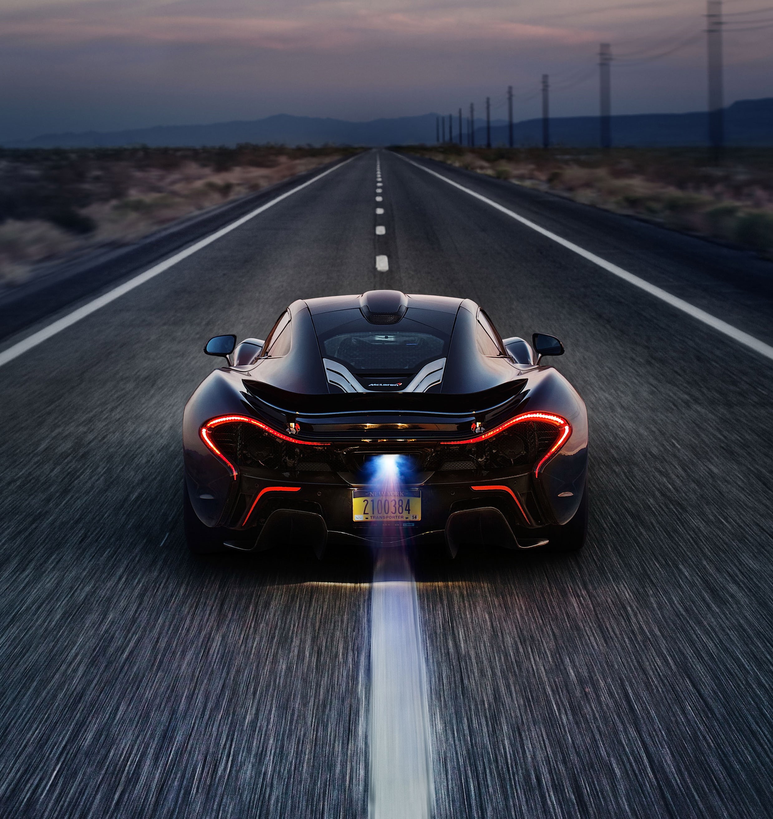2K, Rear view, Death Valley, McLaren P1, Phone HD Wallpaper