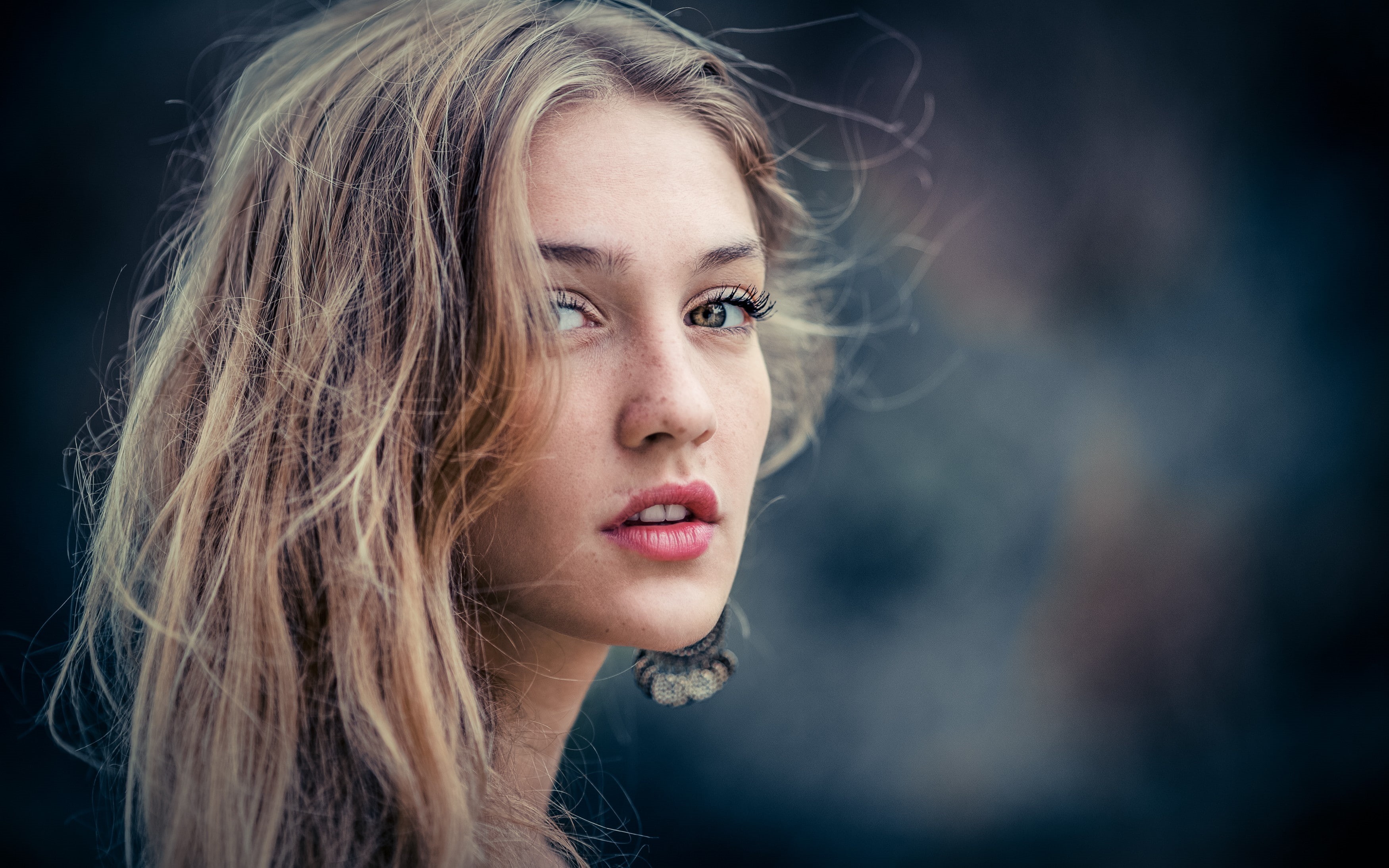 blond hair, close-up, Michael Kafka, eyes, freckles, hair, hairstyle, face, model, 2K, looking, adult, one person, human face, wavy hair, headshot, beautiful woman, HD Wallpaper