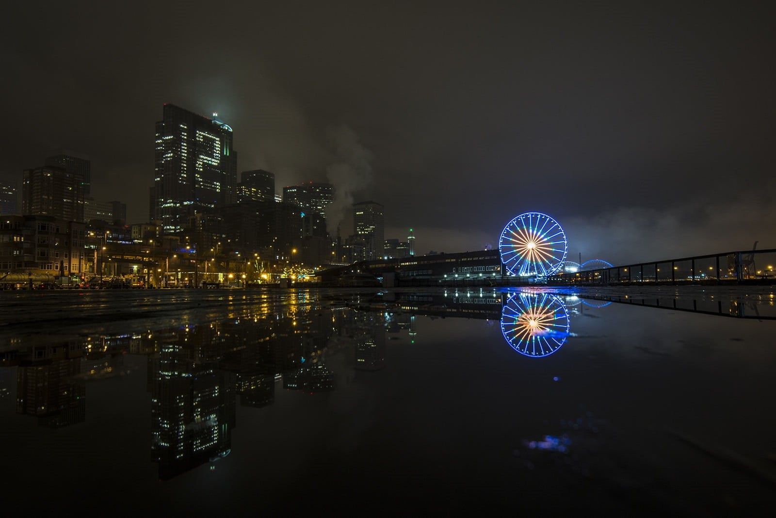 building exterior, wheel, waterfront, no people, city, night, nightlife, outdoors, architecture, amusement park, city lights, 720P, ferris wheel, office building exterior, HD Wallpaper