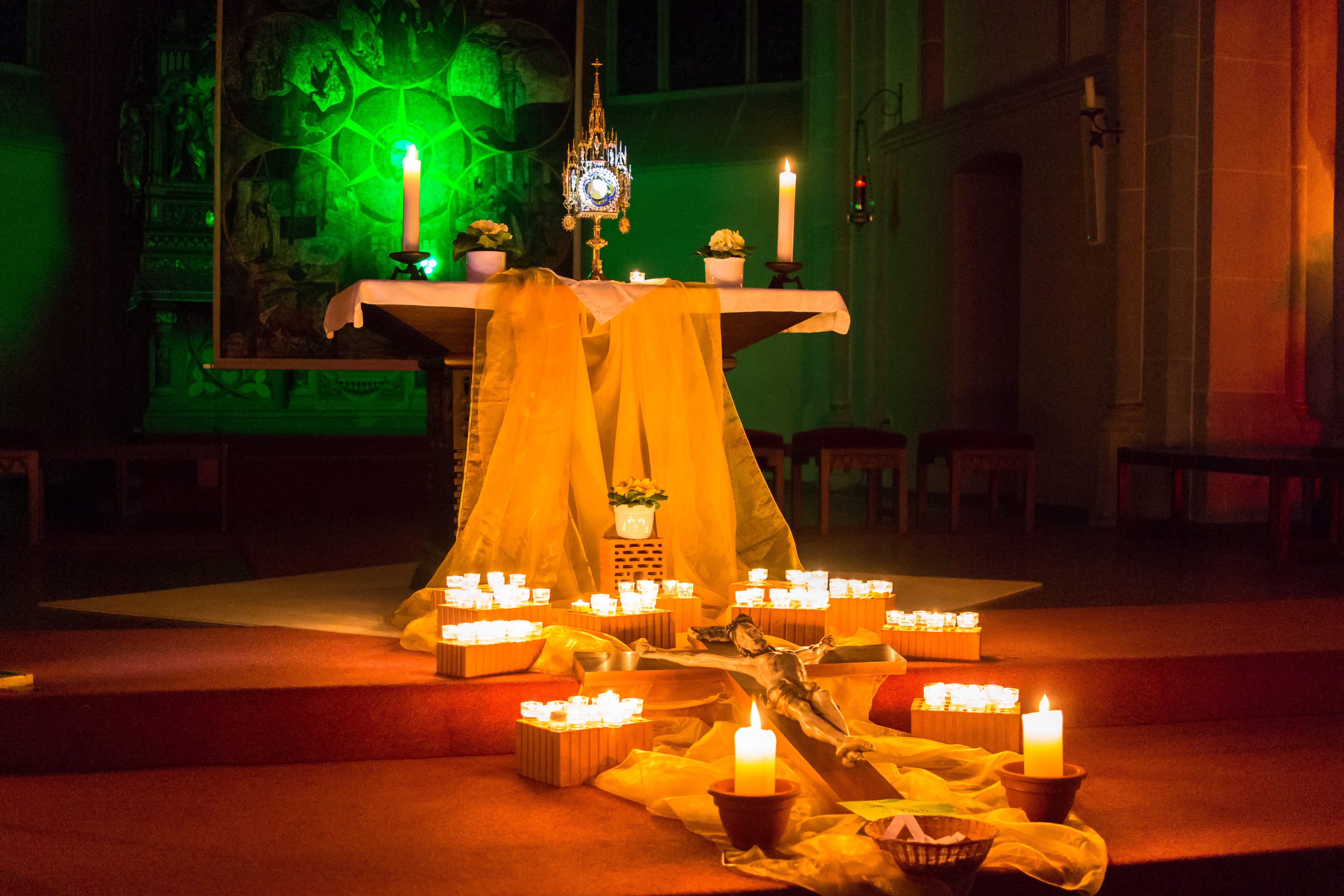 nature, christian, fire, faith, monstrance, lighting equipment, benefit from, table, jesus, infront, candles, pray, light - natural phenomenon, lighted, HD Wallpaper