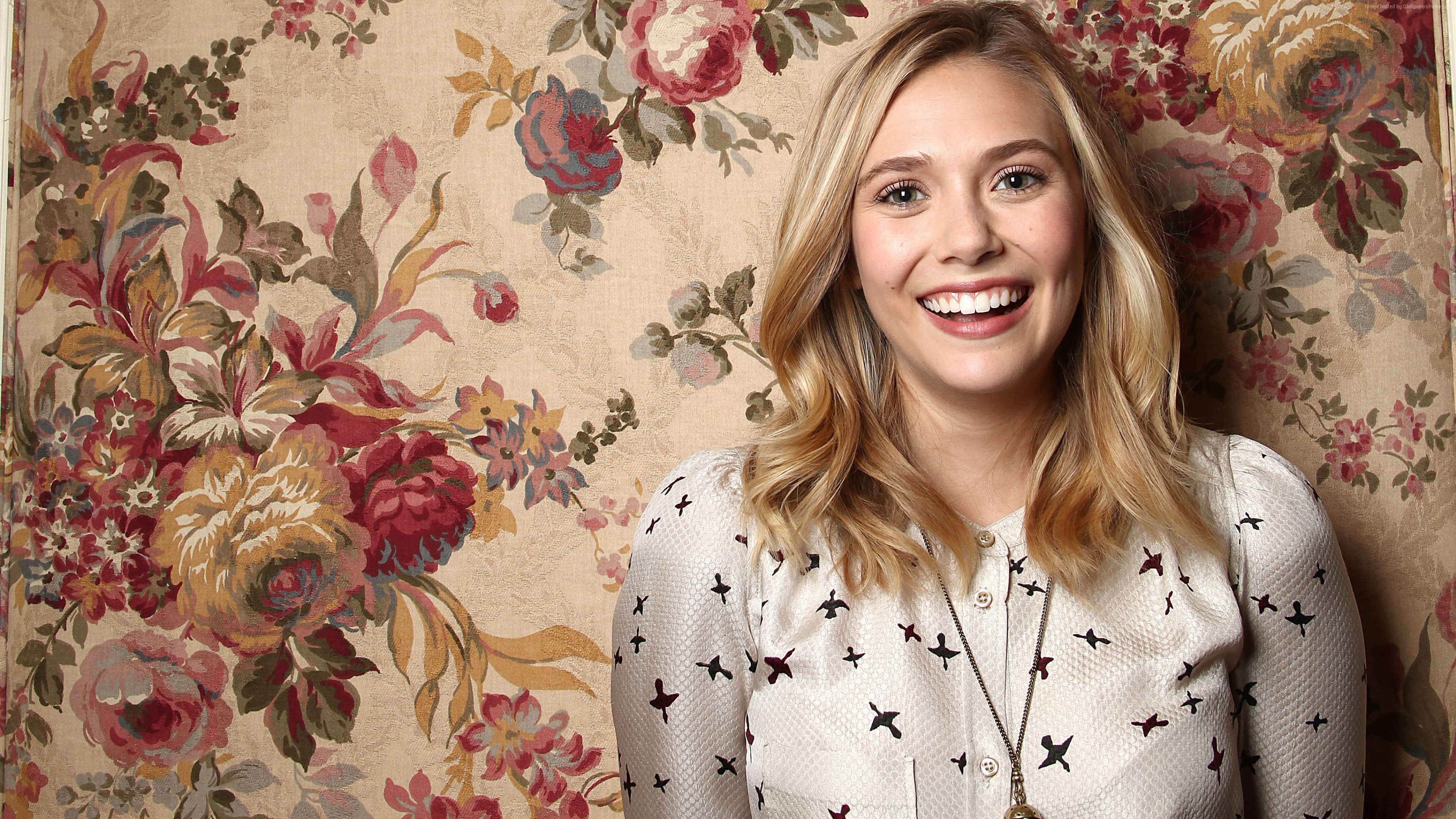 looking at camera, women, beauty, positive emotion, Elizabeth Olsen, portrait, adult, hairstyle, pattern, cheerful, celebrity, 4K, actress, indoors, beautiful woman, HD Wallpaper