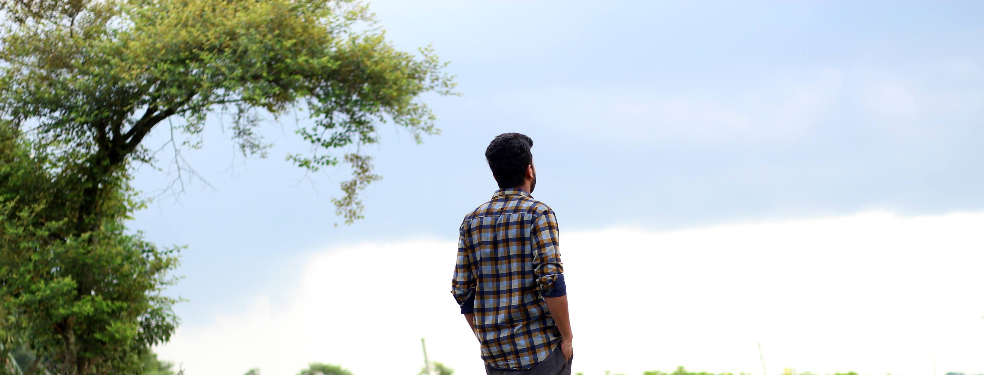 adult, day, casual clothing, lonely, tree, lifestyles, sad, upset, young, 2K, outdoors, plant, sadness, young adult, boy, sunlight, unhappy, rear view, HD Wallpaper