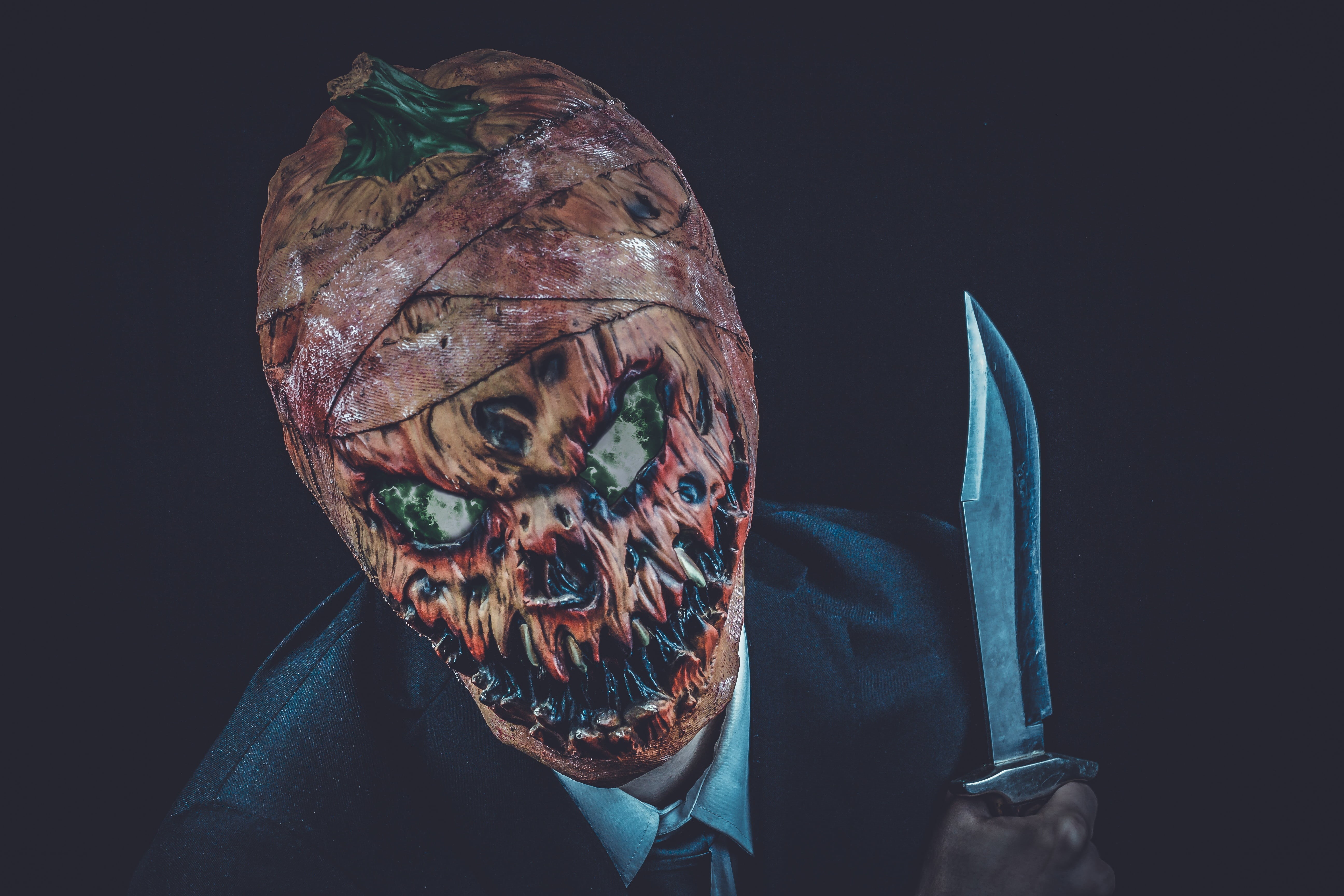 mad, pumpkinman, fantasy, jack o lantern, males, mischief, horror movie, human face, men, monster, person, adult, costume, one person, diabolical, darkness, HD Wallpaper
