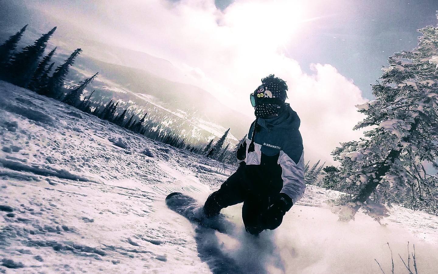 mountain range, real people, plant, cloud - sky, lifestyles, blue, sky, outdoors, jacket, mountains, one person, 720P, day, snowboarding, snowboards, winter sport, HD Wallpaper