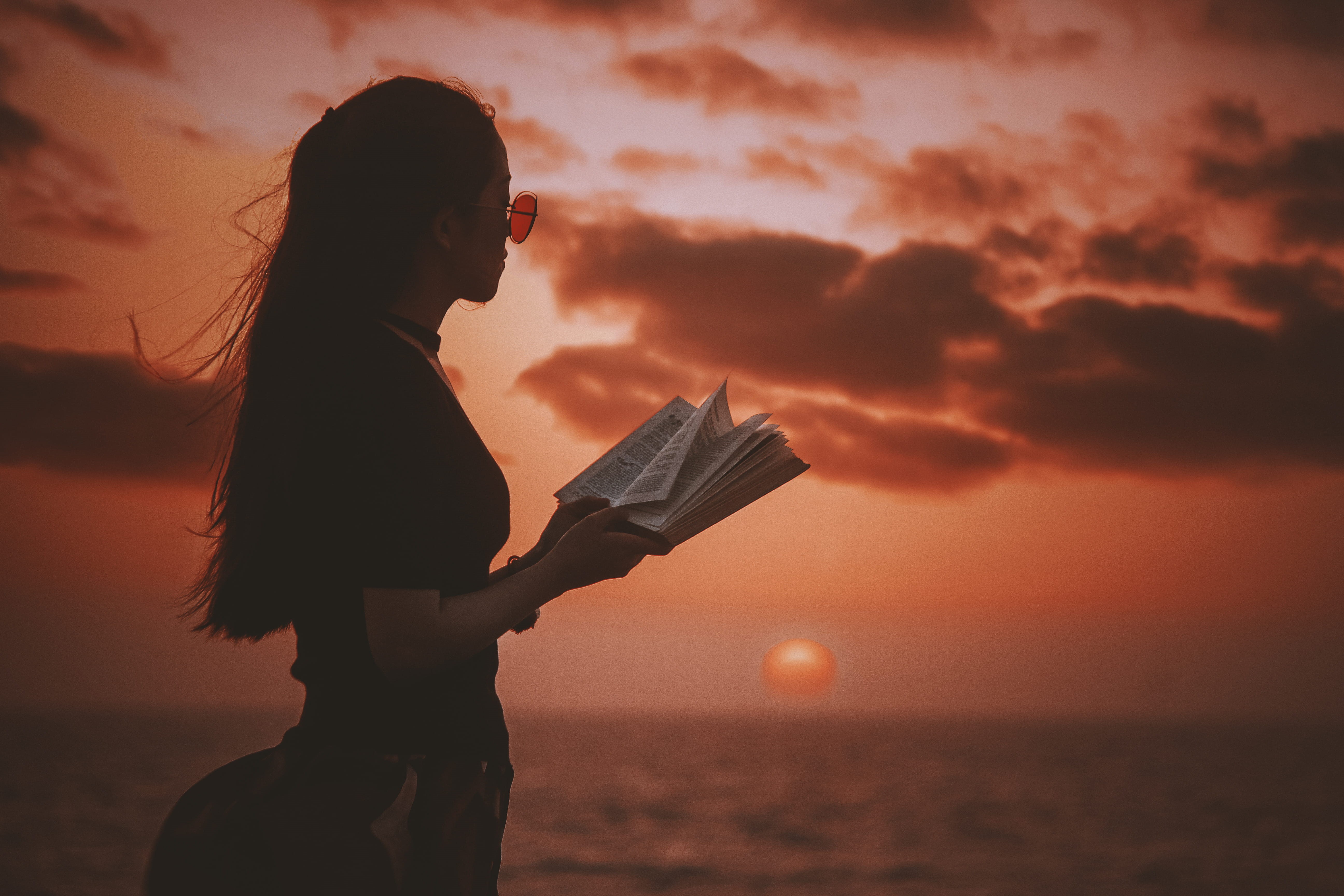 looking, water, woman, beauty in nature, beach, only women, profile view, lifestyles, 5K, people, book, body, golden, young Adult, sunrise, sky, reading, HD Wallpaper