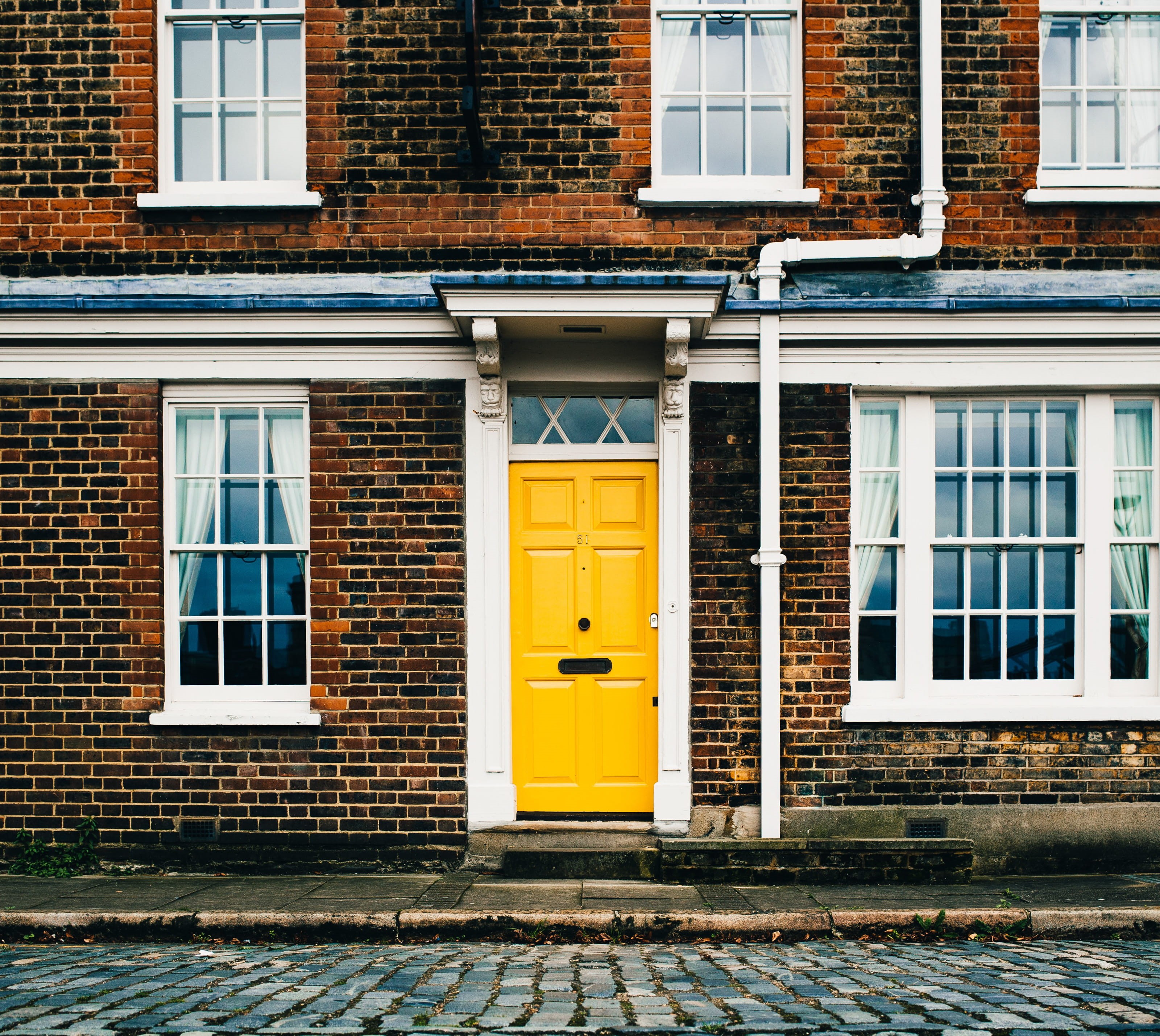 doorway, culture, brick, residential district, outside, wood, curtain, no people, glass - material, english, residential, house, flowers, exterior, cobblestone, HD Wallpaper