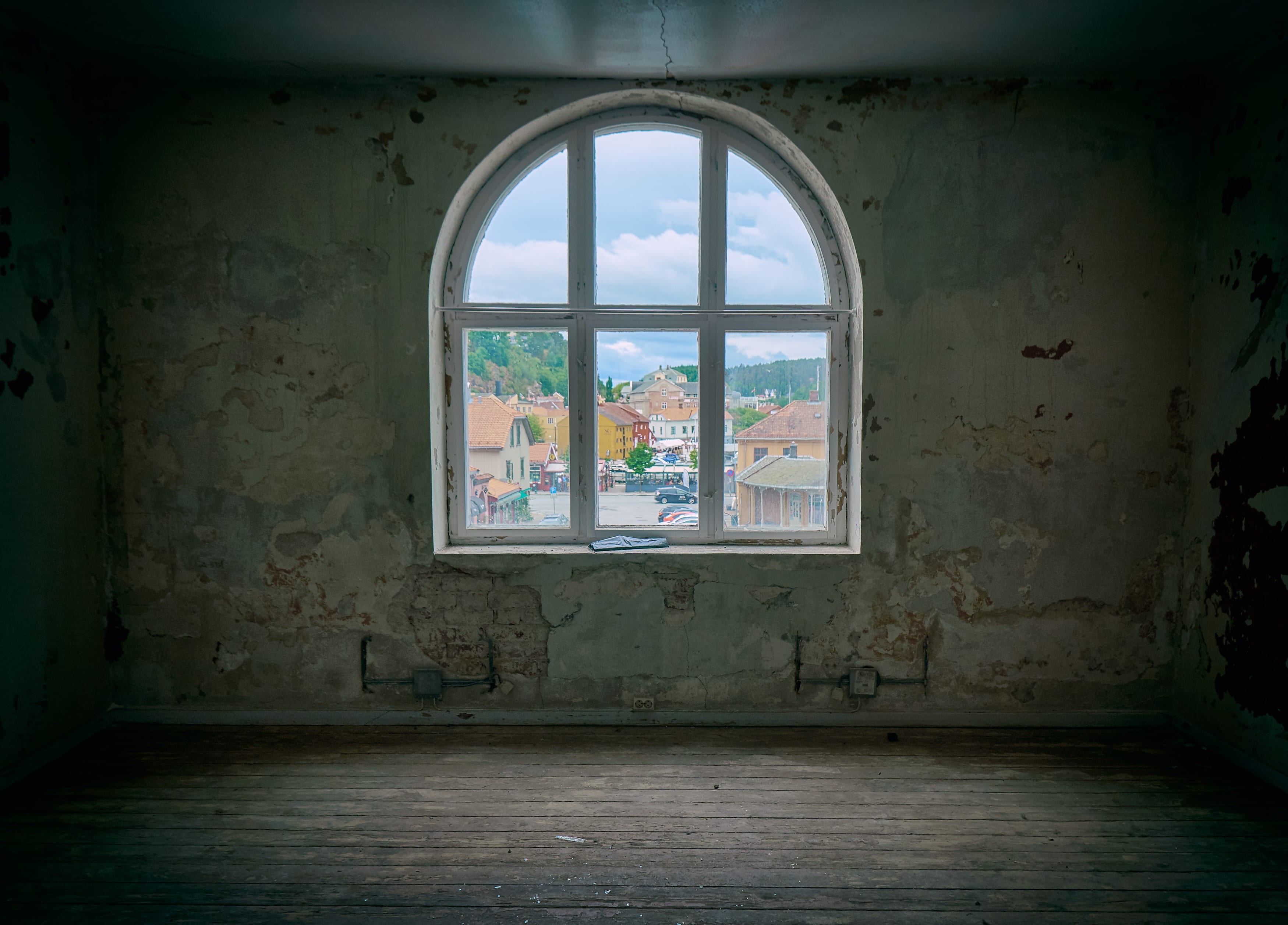 window, glass - material, wall, 2K, indoors, damaged, room, ruined, background, out, station, shabby, casement, police, deterioration, arch, HD Wallpaper