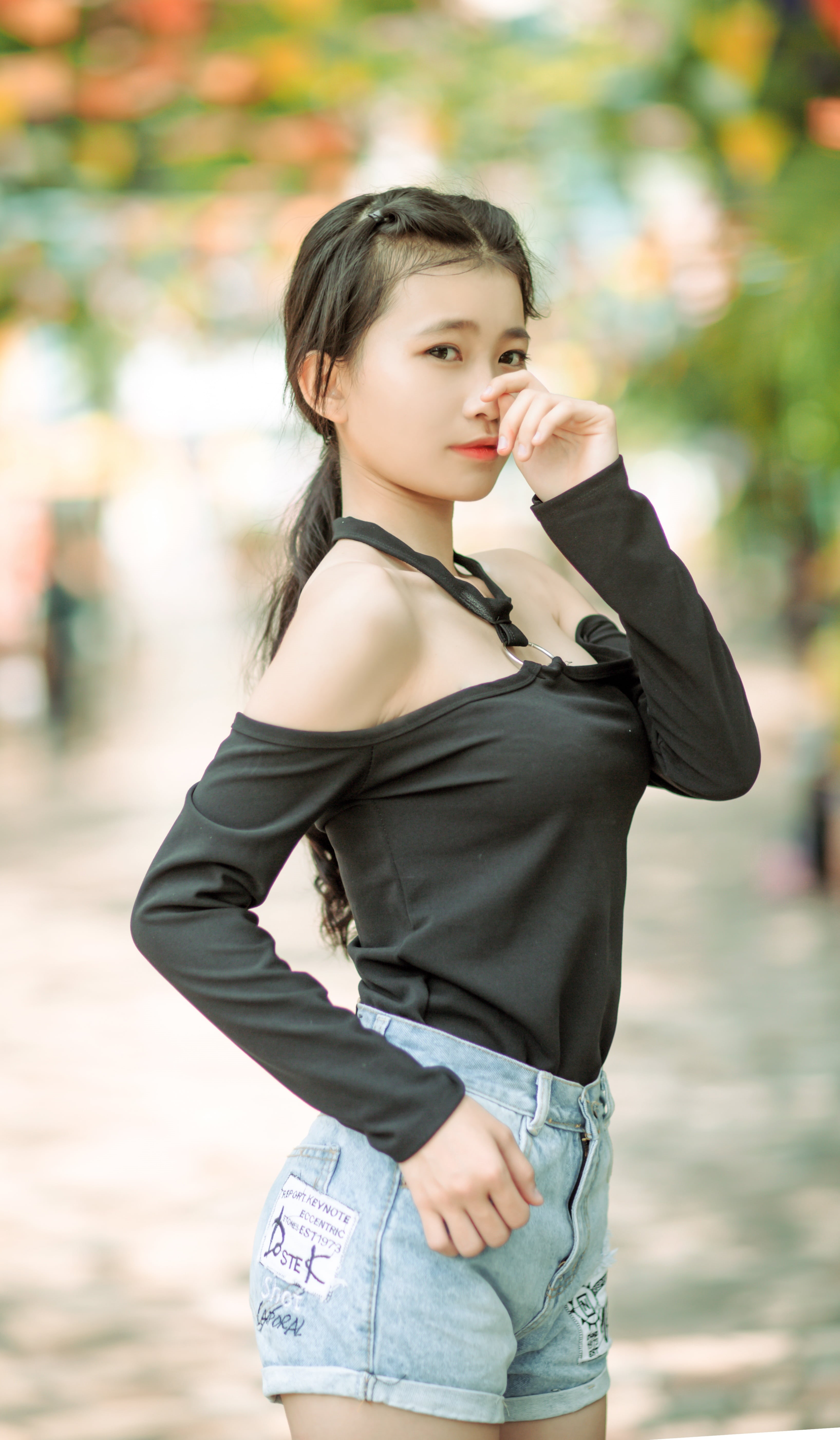 casual clothing, leisure activity, 5K, people, hair, outdoors, girl, female, contemplation, standing, one young woman only, shoulder, beauty, sleeved, Phone HD Wallpaper