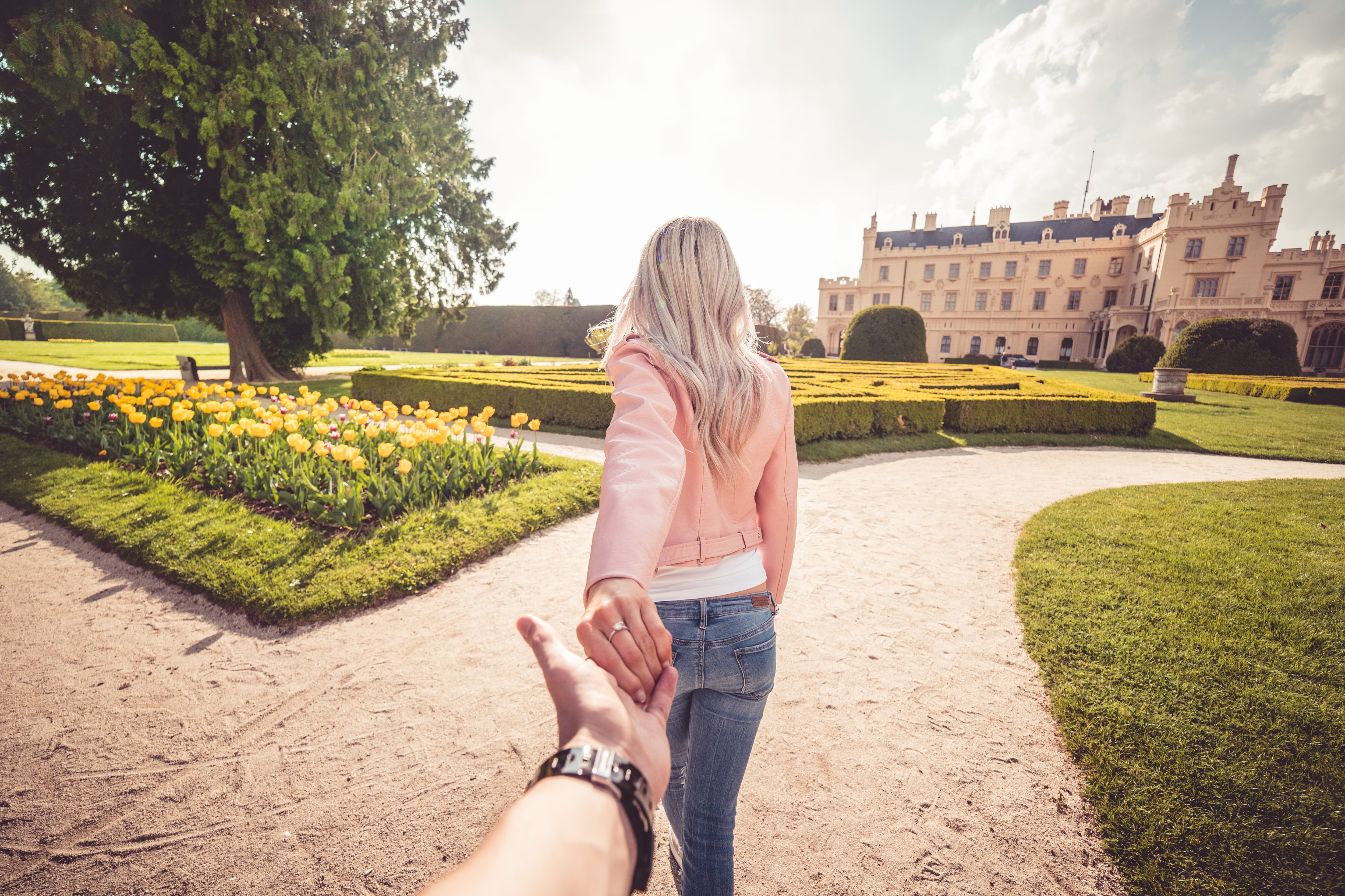 casual Clothing, cute, day, cheerful, long hair, one Person, plant, following, architecture, enjoys, followmeto, love, gardens, Couple, real people, summer, HD Wallpaper