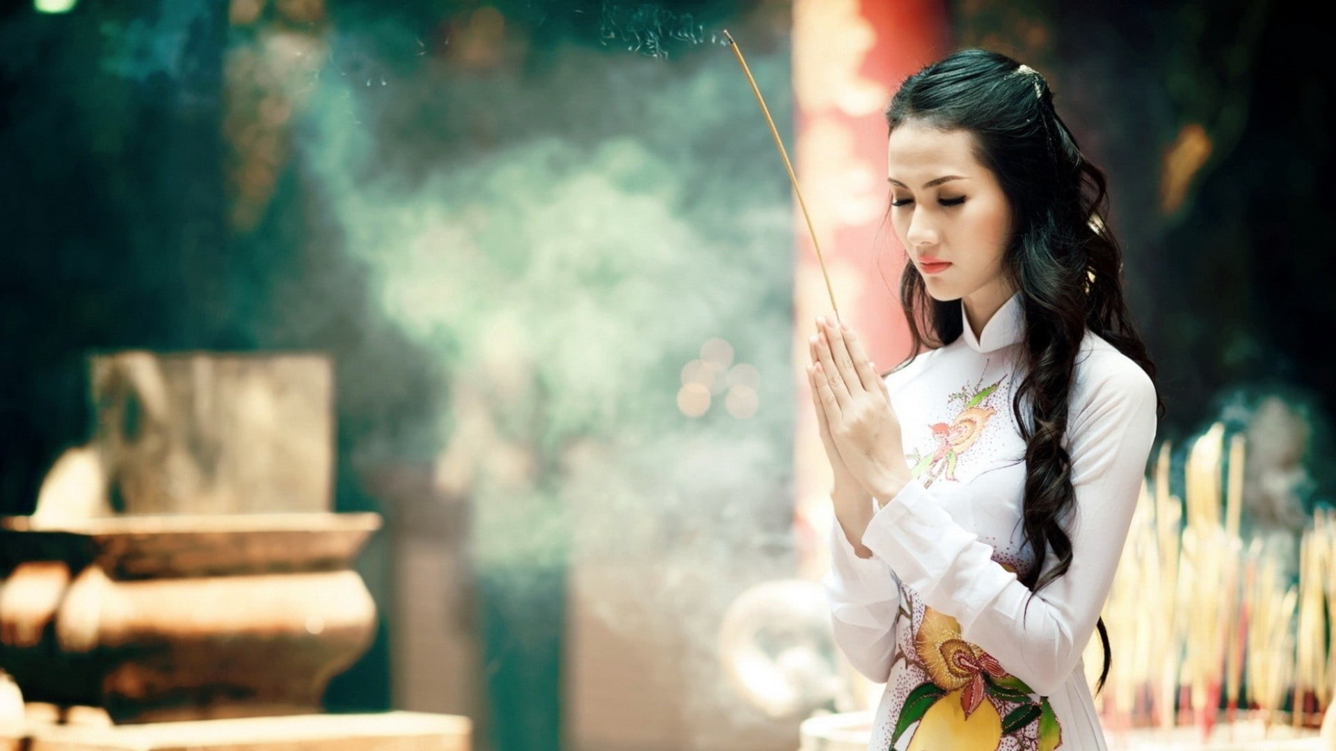 asian Ethnicity, people, elegance, focus on foreground, contemplation, young Adult, girl, long, black hair, japan, females, adult, beauty, dress, asia, HD Wallpaper