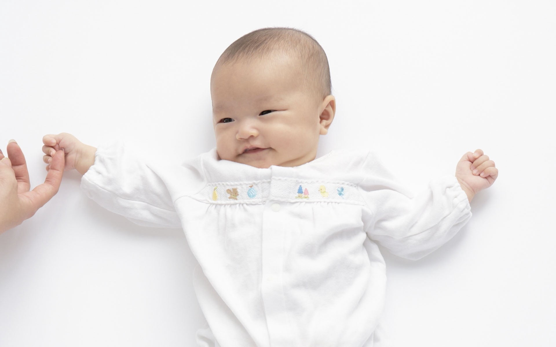 innocence, facial Expression, 1080P, white Background, baby Girls, fun, s, footie, healthy Lifestyle, smiling, newborn, childhood, pajama, joy, game, toddler, HD Wallpaper