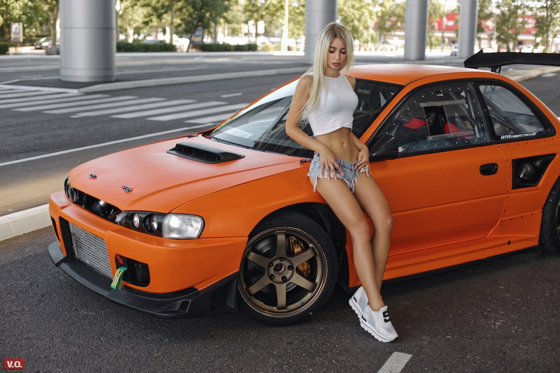 tanned, jean shorts, closed eyes, mode of transportation, full length, hairstyle, portrait, day, one person, city, blonde, motor vehicle, belly, sneakers, HD Wallpaper