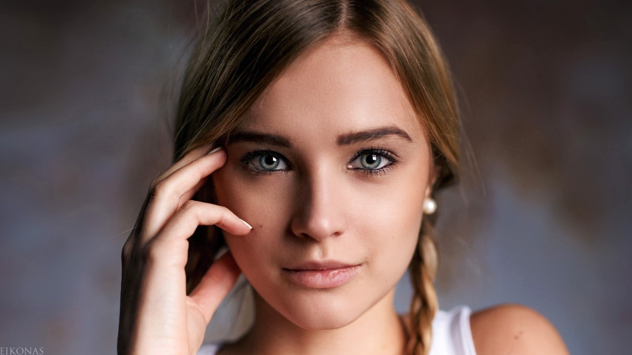 1080P, pigtails, simple background, women, blonde, portrait, face, HD Wallpaper