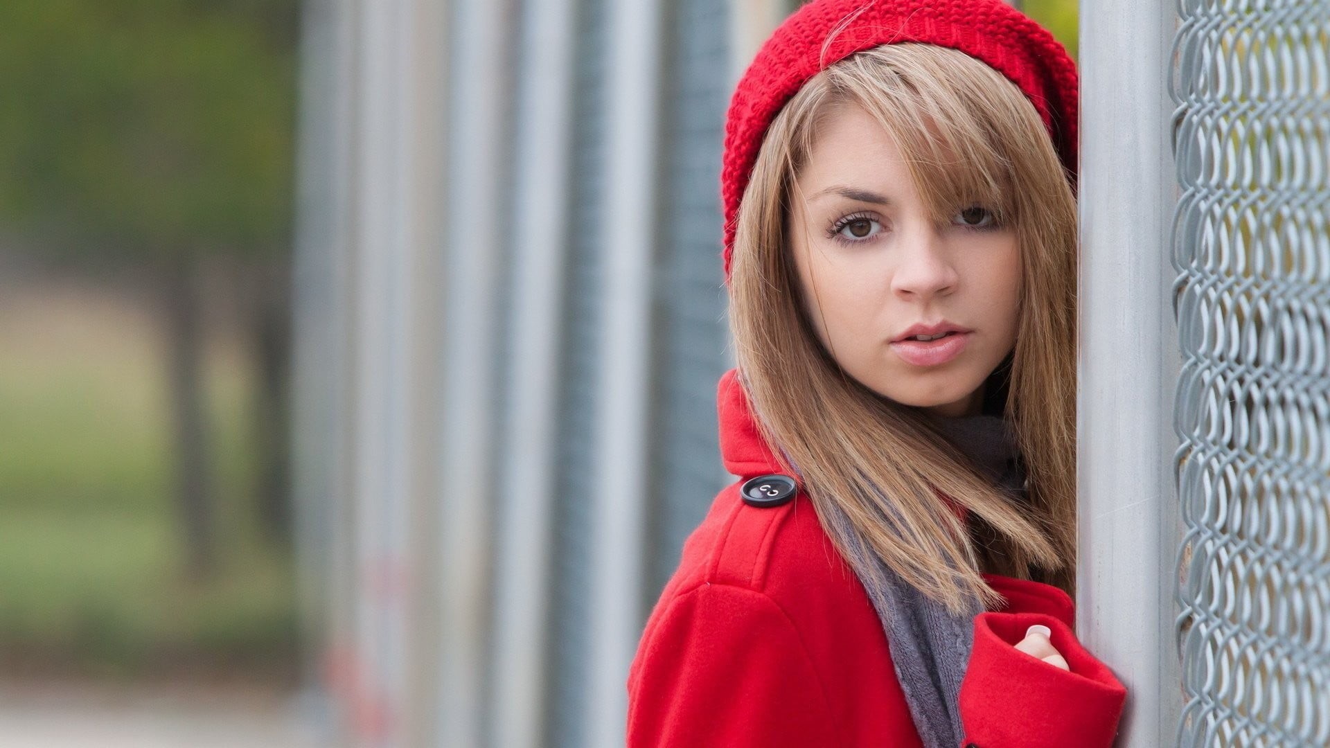 winter, beautiful people, outdoors, beautiful woman, one person, warm clothing, headshot, open mouth, looking at viewer, fashion, hair, long hair, hood - clothing, HD Wallpaper