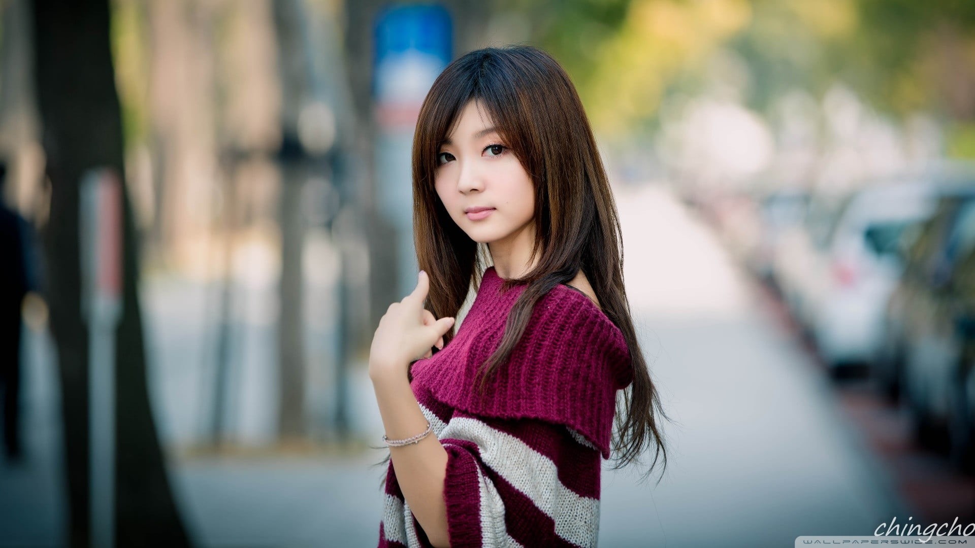 long hair, day, women, looking at camera, child, hair, standing, contemplation, portrait, focus on foreground, innocence, bangs, looking at viewer, 1080P, HD Wallpaper