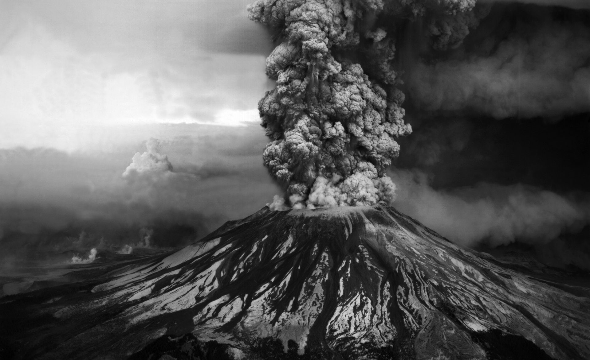geology, active volcano, land, 1080P, outdoors, environment, no people, Volcanic, burnt, day, communication, pollution, photo, beauty in nature, smoke - physical structure, HD Wallpaper