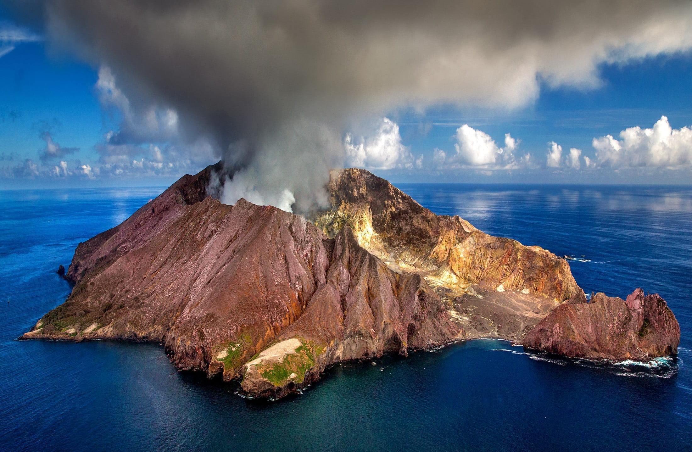 north island, explore, nature, landscape, ash, rock, water, volcanism, crater, smoke - physical structure, beauty in nature, aerial view, active, bay of plenty, HD Wallpaper
