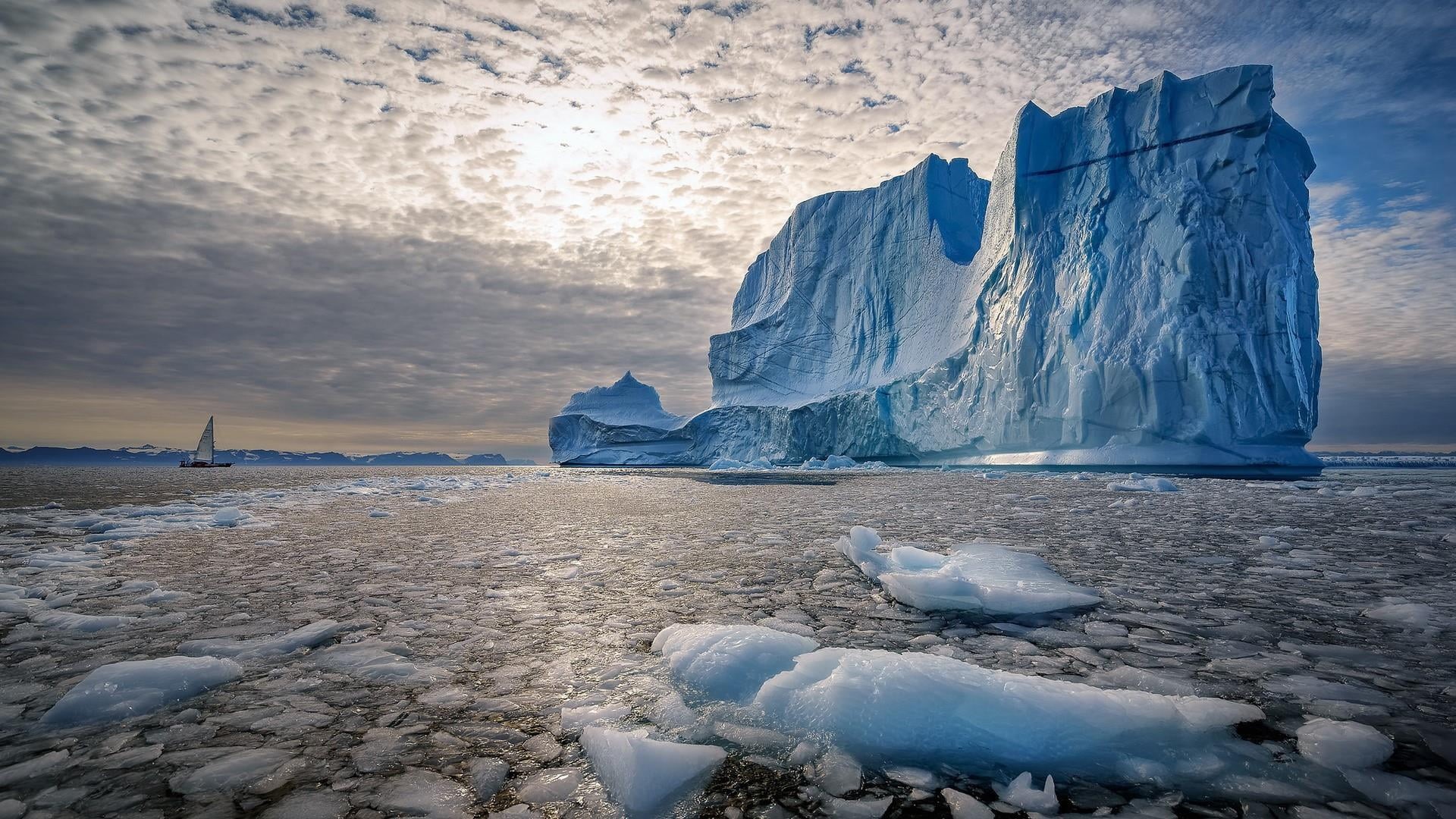 iceberg, glacial landform, no people, greenland, polar climate, floating on water, freezing, beauty in nature, environment, sea, ocean, polar ice cap, water, HD Wallpaper