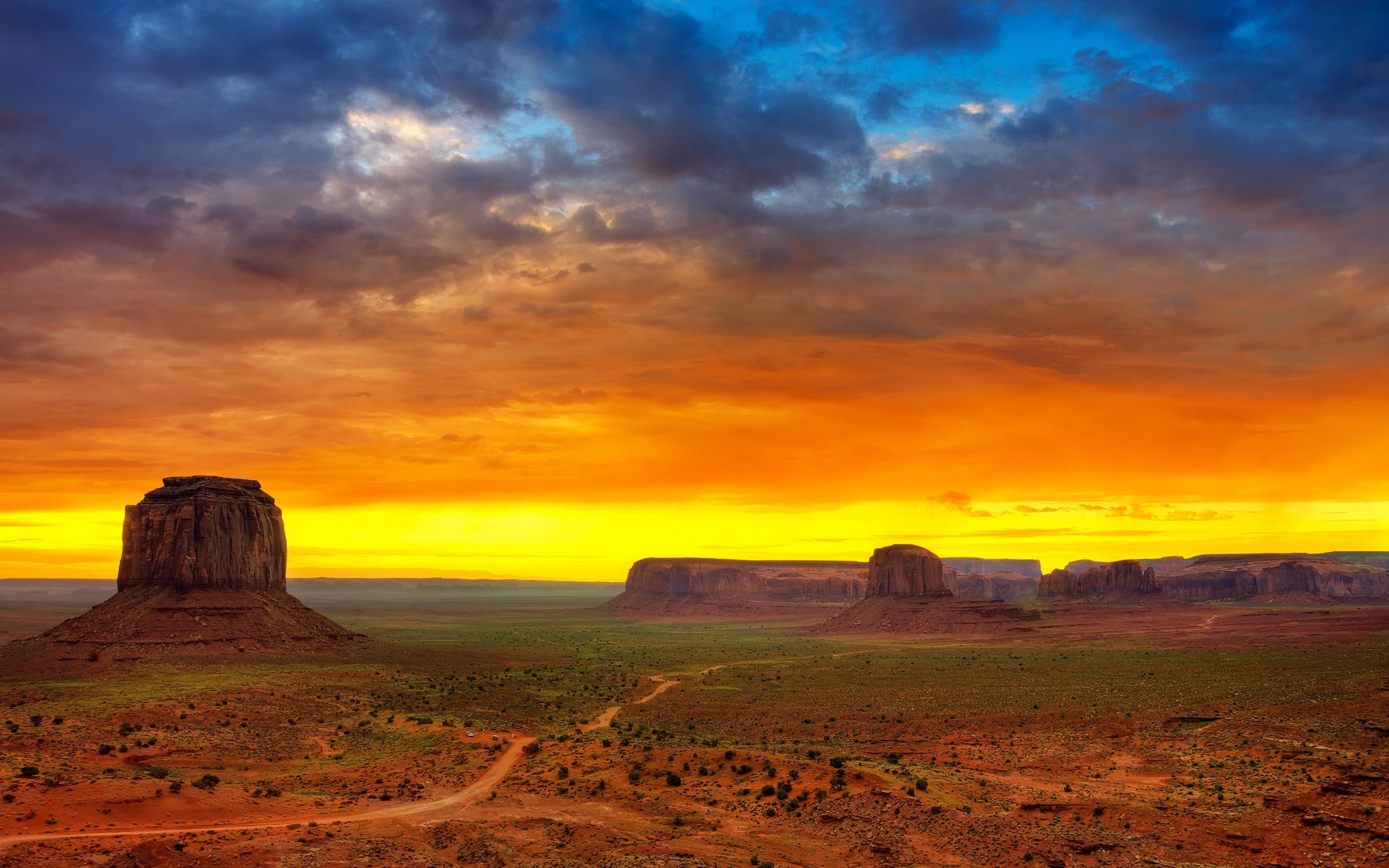 tranquil scene, Monument Valley, no people, outdoors, landscape, rock formation, 2K, scenics - nature, beauty in nature, geology, travel destinations, HD Wallpaper