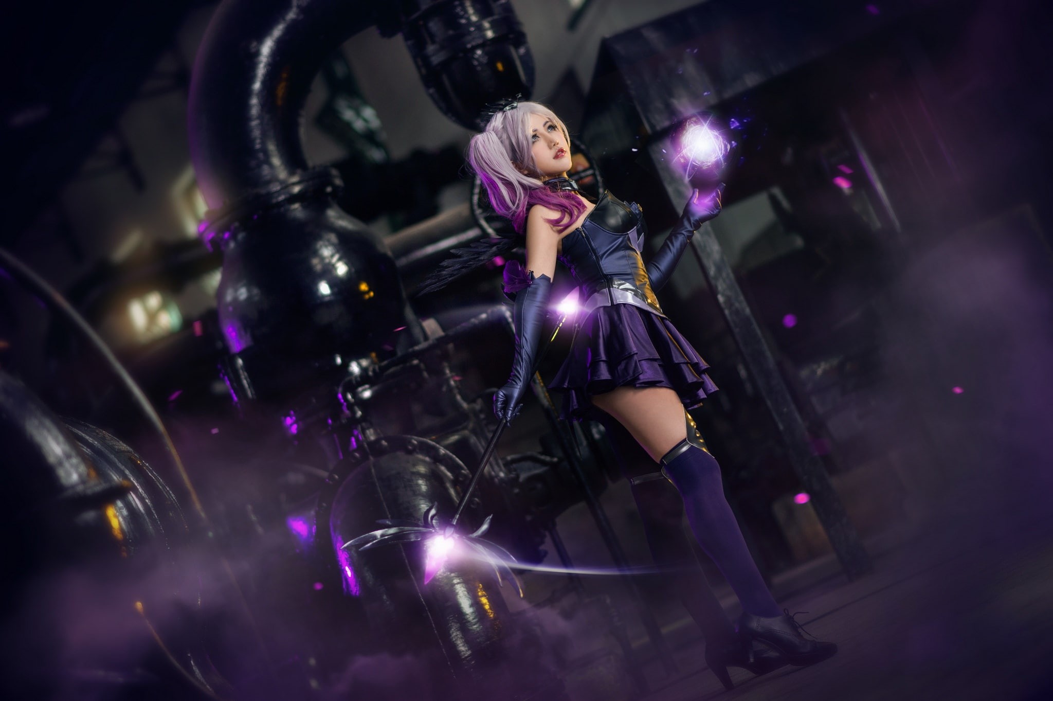 magic, fairy, the witch, pose, stockings, background, dress, weapons, installation, shoulders, purple, lights, costume, girl, outfit, dark, technique, look, HD Wallpaper