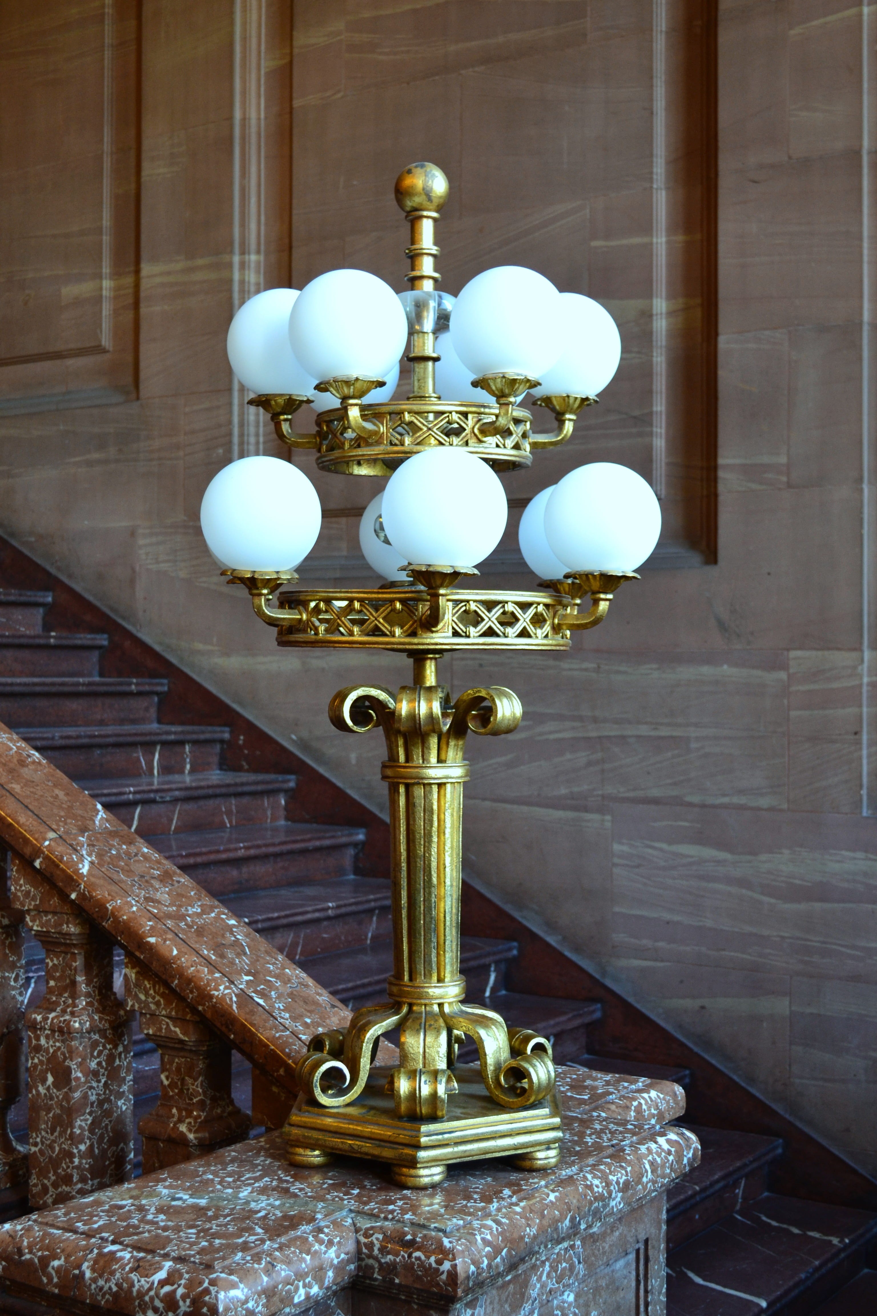 technique light, day, metal, street light, sphere, electric lamp, architecture, old, antique, no people, 4K, street, replacement lamp, monument, lighting equipment, Phone HD Wallpaper