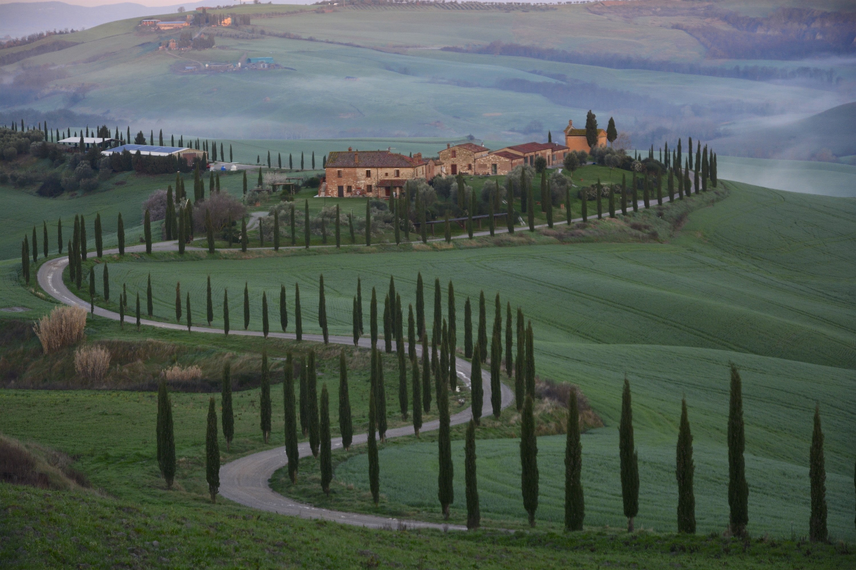 house, 2K, landscape, crete senesi, asciano, EXPLORE, italy, Tuscany, rolling hills, siena, colline, cypress, nikon d7100, brown, daytime, italia, campagna, HD Wallpaper