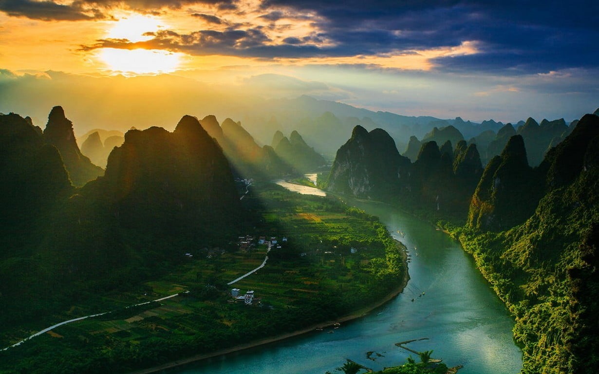 landscape, tree, 480P, plant, river, beauty in nature, farm, sun rays, land, mountain, sun, environment, gray, sunset, mountain peak, cloudy, cloud - sky, HD Wallpaper