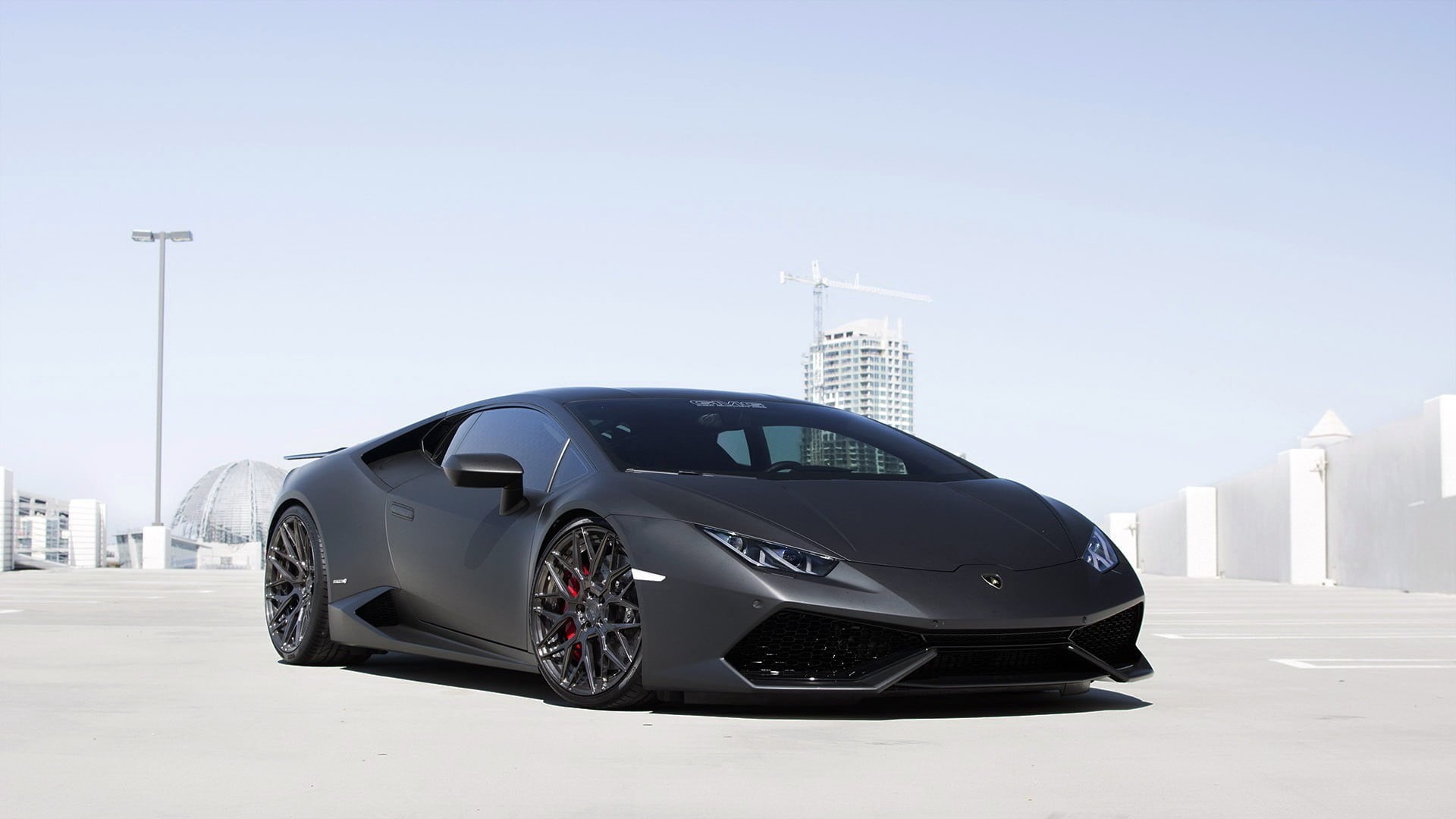 built structure, luxury, sky, mode of transportation, nature, motor vehicle, building, sports car, city, car, office building exterior, street, Lamborghini Huracan, HD Wallpaper