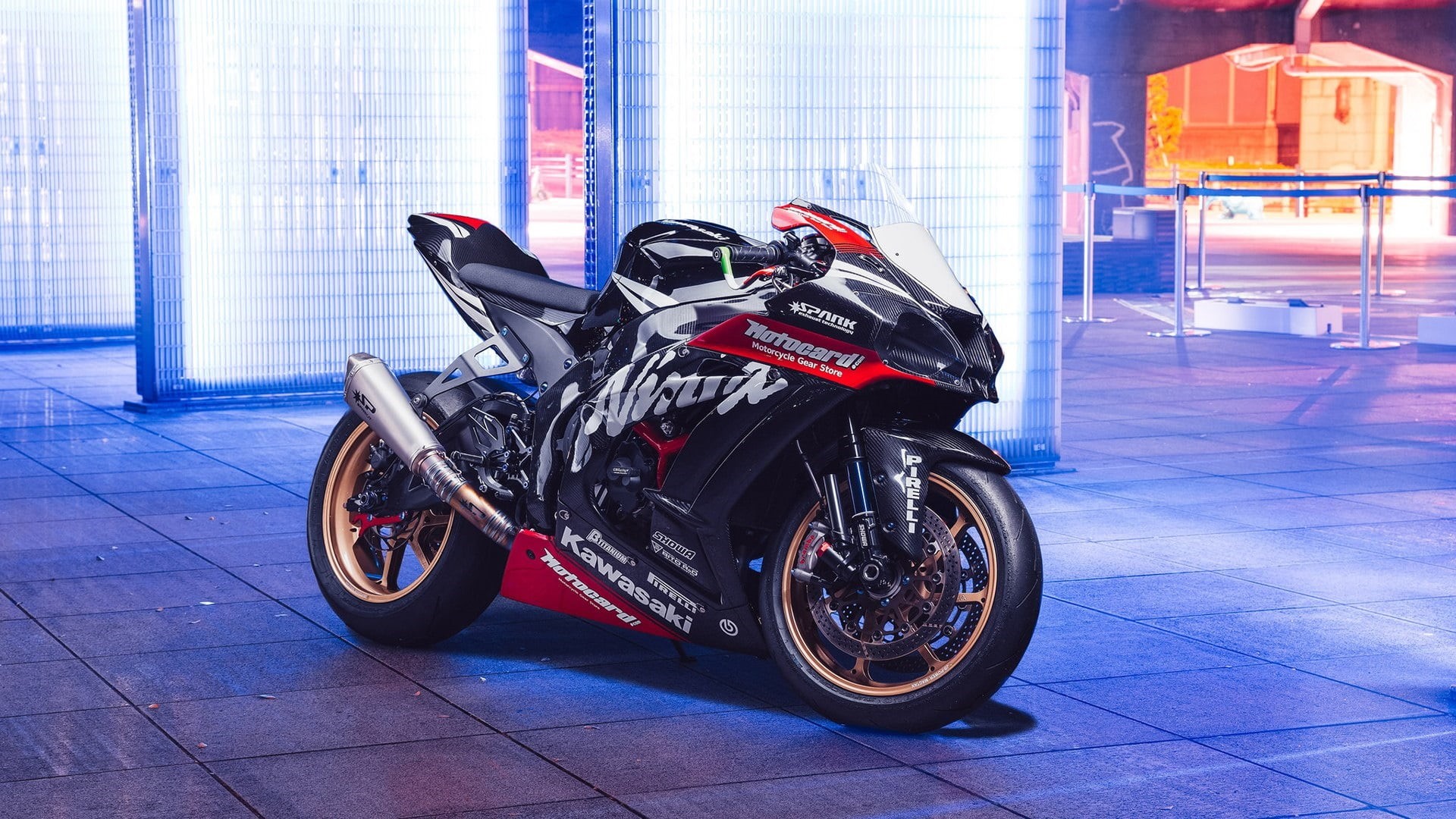 store, architecture, no people, 1080P, wheel, stationary, kawasaki zx10r, indoors, absence, built structure, city, travel, flooring, motor vehicle, mode of transportation, HD Wallpaper