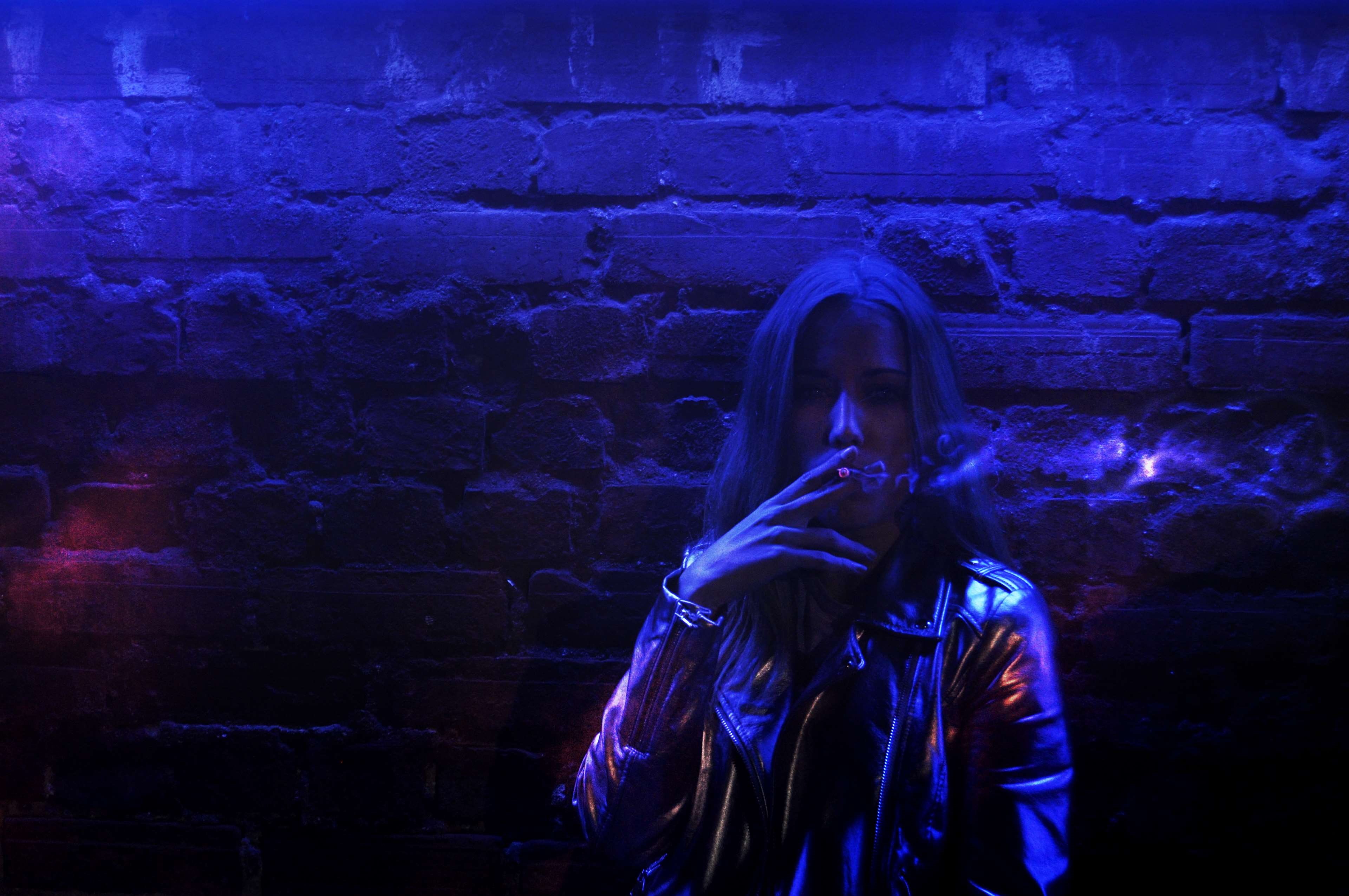 party, city lights, wall - building feature, cigar, blue, hairstyle, wall, stone wall, indoors, women, girl, architecture, woman, lifestyles, night life, HD Wallpaper