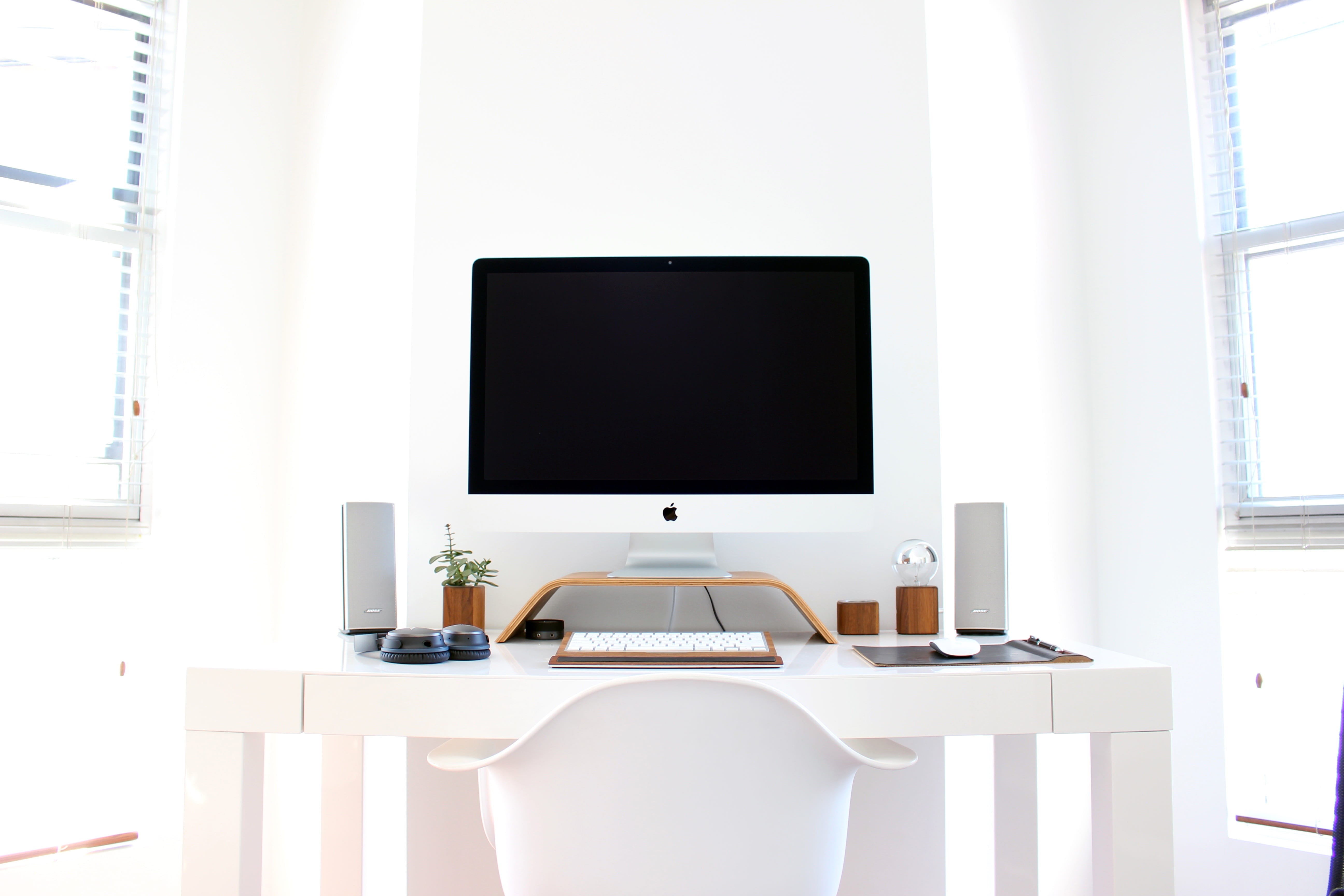 keyboard, mac, copy space, business, home office, no people, office chair, domestic room, computer, 5K, plant, wooden, computer monitor, beside, silver, HD Wallpaper