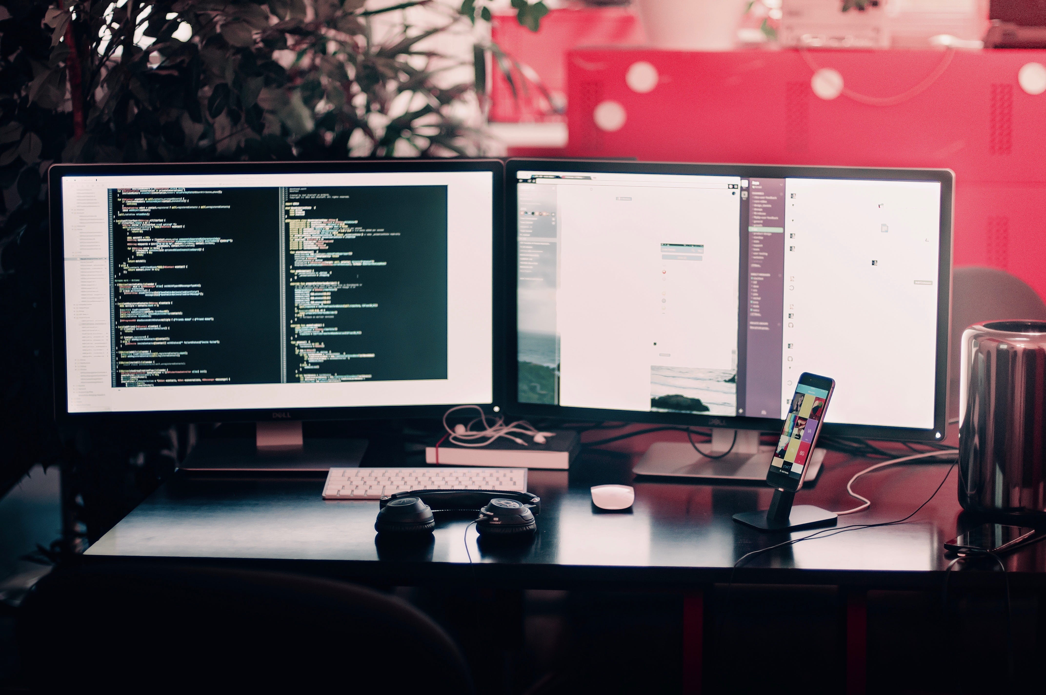 table, electronics industry, wireless technology, business, desk, music, internet, equipment, furniture, computer Monitor, turned, technology, turned on, HD Wallpaper