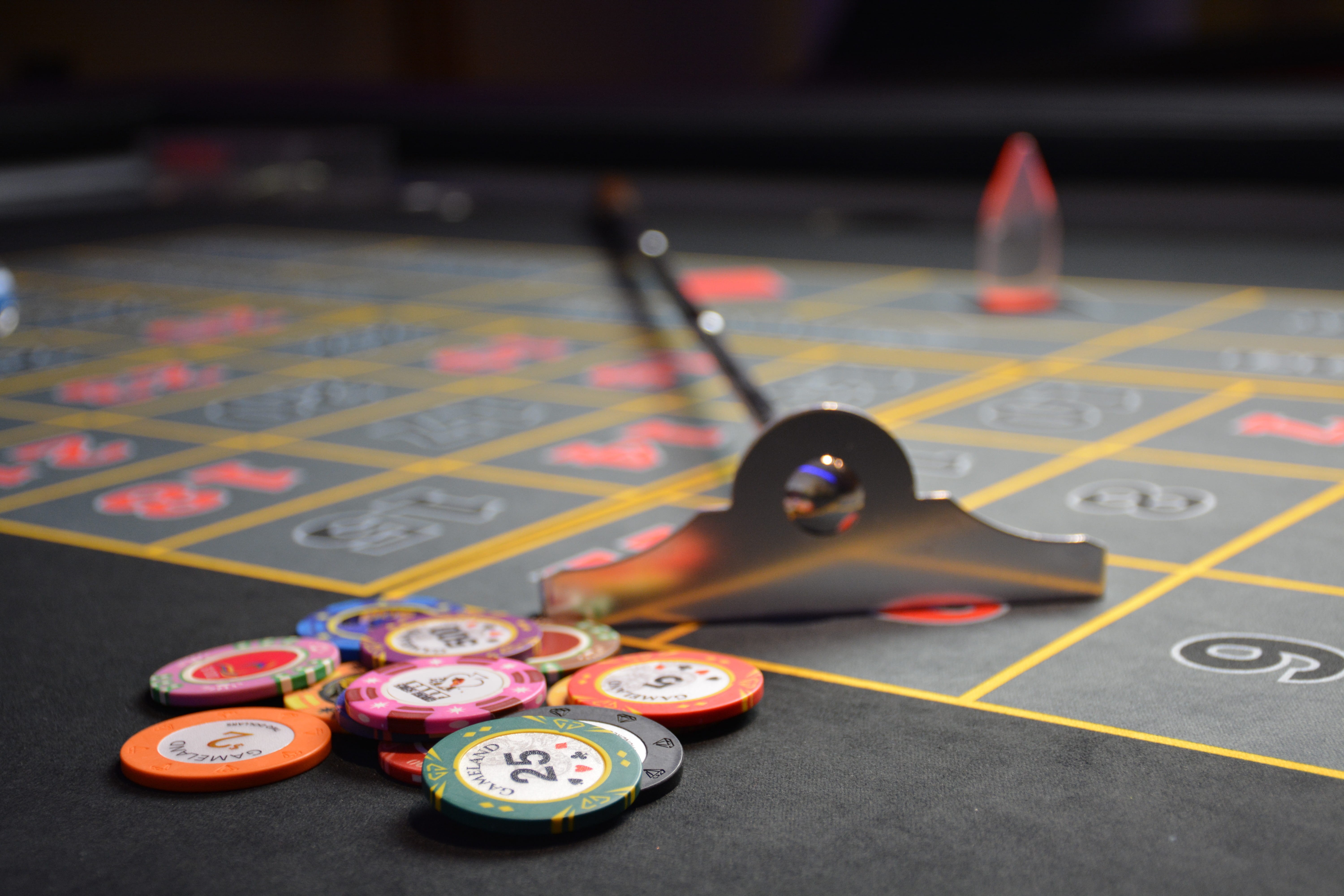 large group of objects, poker, records, benefit, arts culture and entertainment, gambling, fun, leisure games, luck, roulette, text, artículosdepoker, gambling chip, HD Wallpaper