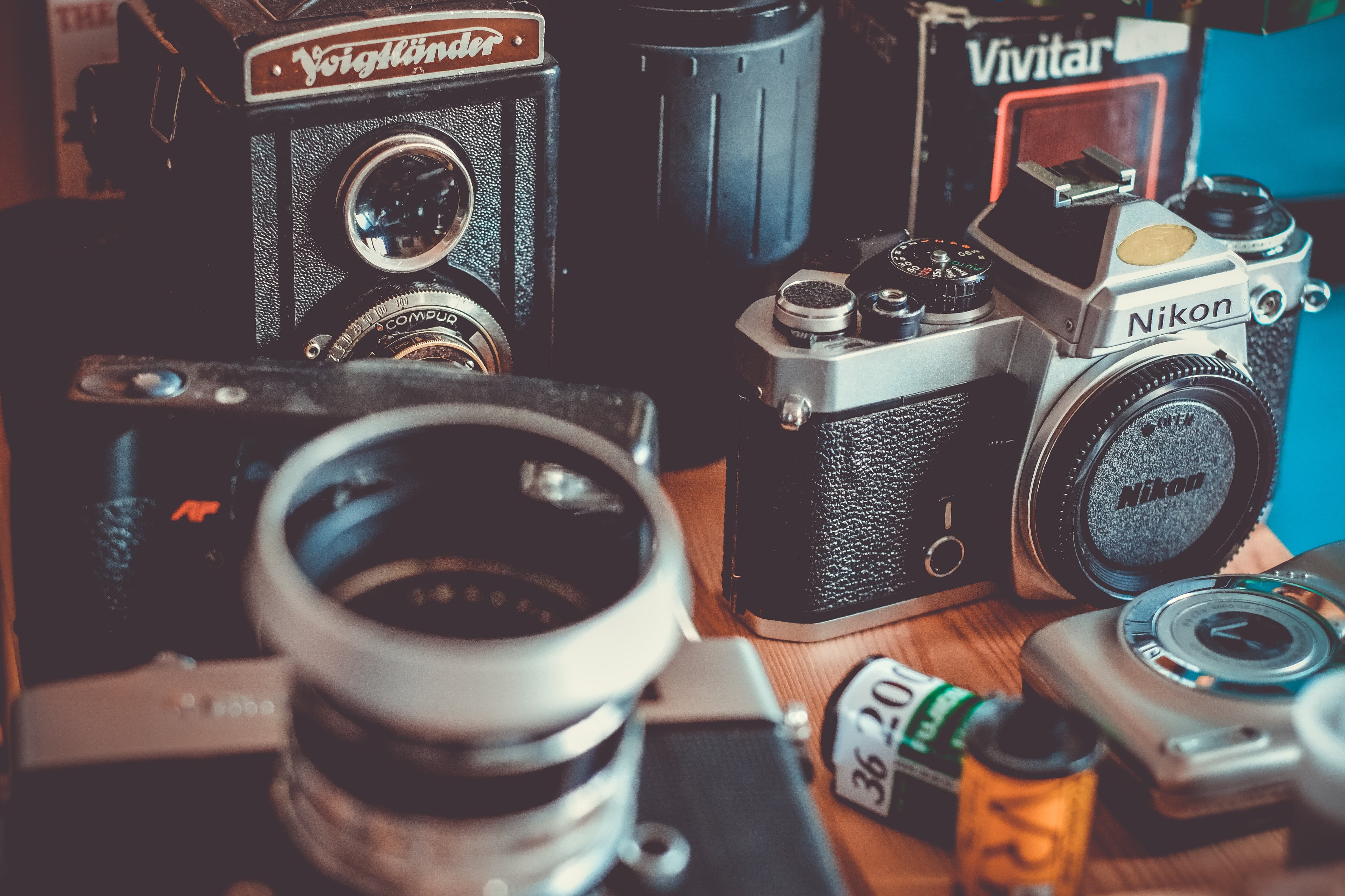 lens - optical instrument, old, lens - eye, collection, memory, dslr, retro styled, memories, photographic, digital camera, slr camera, gray, photographer, HD Wallpaper