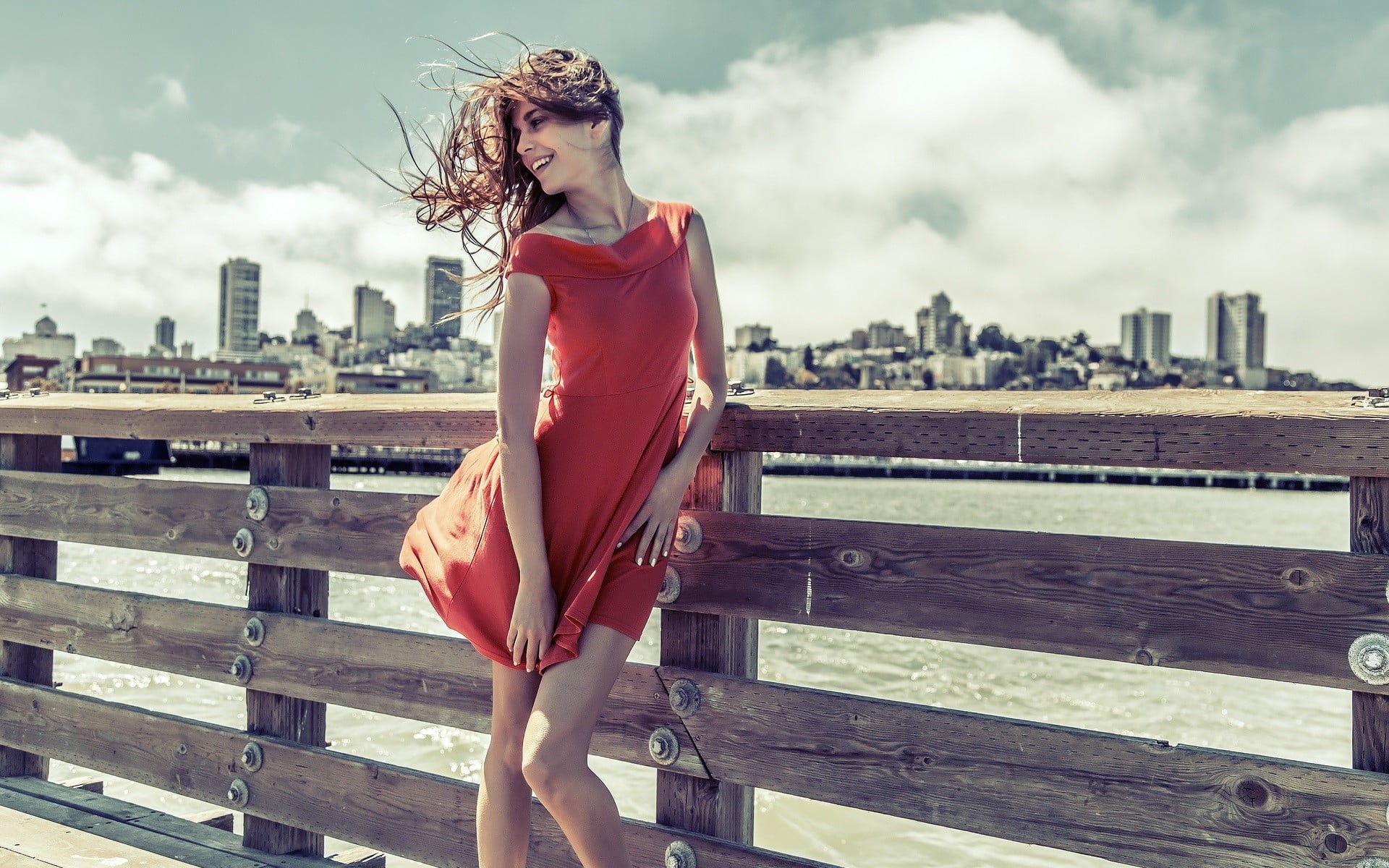 architecture, built structure, midi, beauty, legs, windy, red, one person, fashion, hair, daytime, beautiful woman, city, clothing, wearing, neck, sky, HD Wallpaper