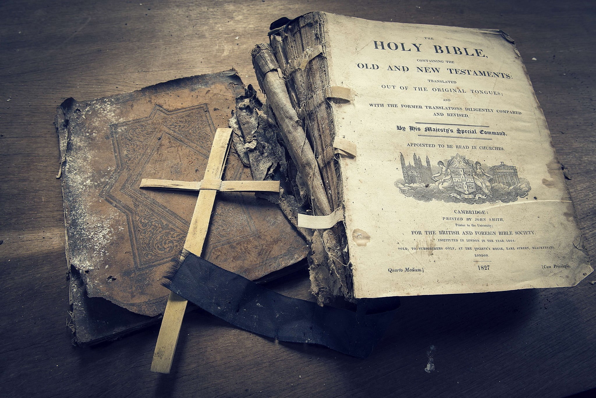 text, still life, directly above, 1080P, indoors, cross, narcotic, dirt, western script, holy, wood, high angle view, shape, bible, communication, table, HD Wallpaper