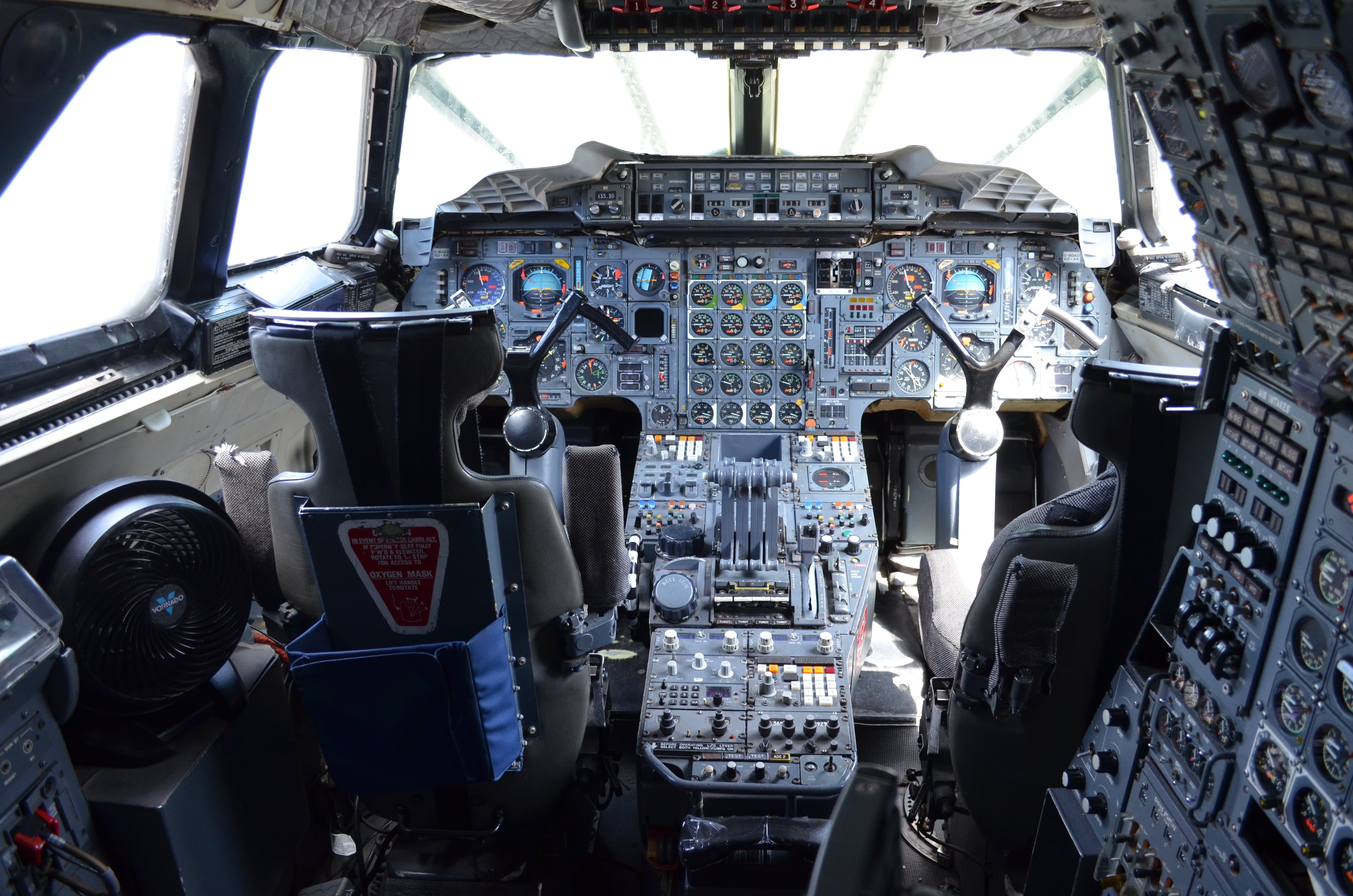 no people, cabin, interior, airplane, travel, concorde, gray, indoors, pilot, cockpit, control panel, rear view, gauge, mode of transportation, control, HD Wallpaper