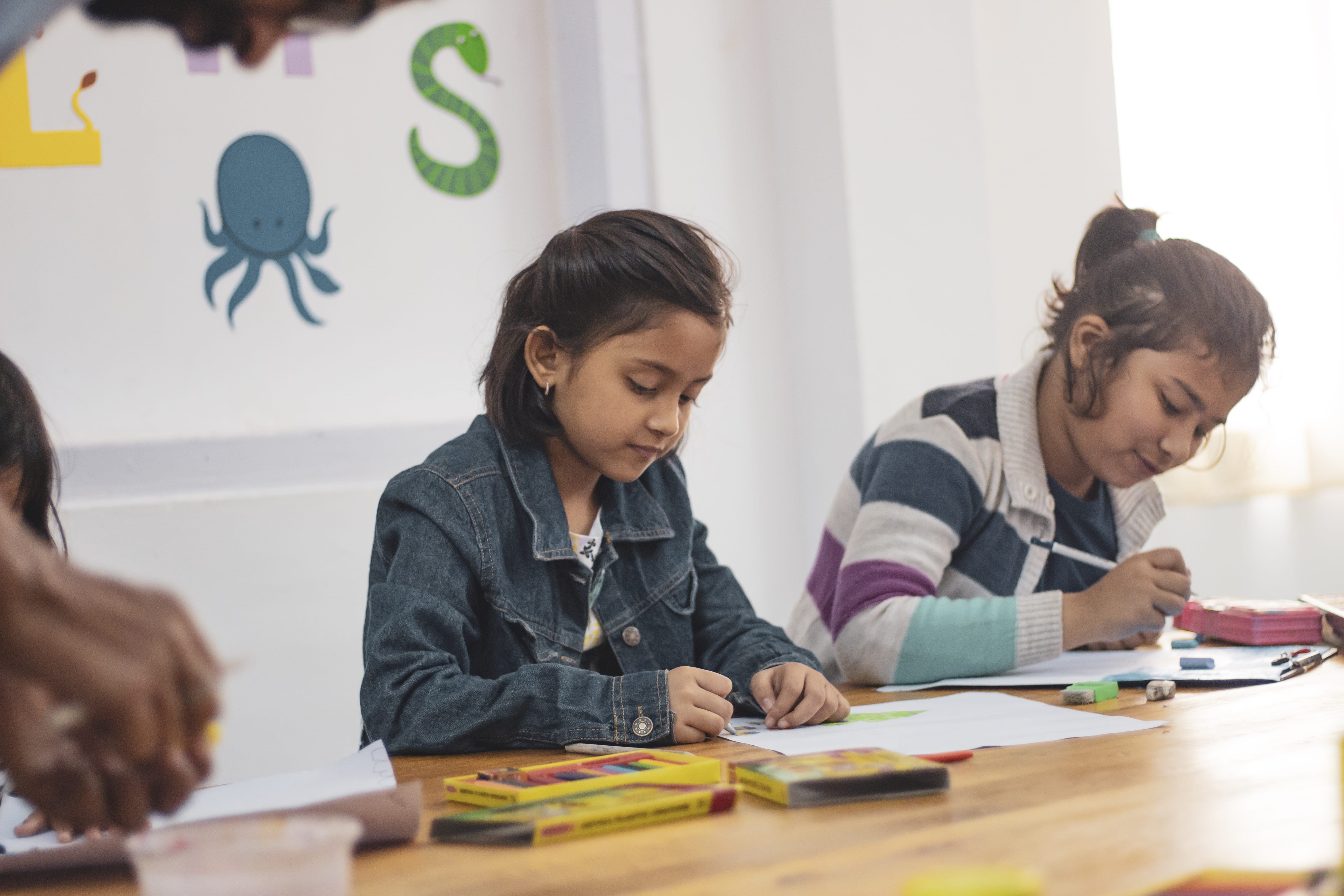 childhood, concentration, desk, child, two, young, works, 5K, children, looking, headshot, lesson, class, togetherness, school, guwahati, females, sister, HD Wallpaper